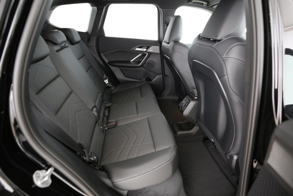 BMW X1 25e xDrive-image-16