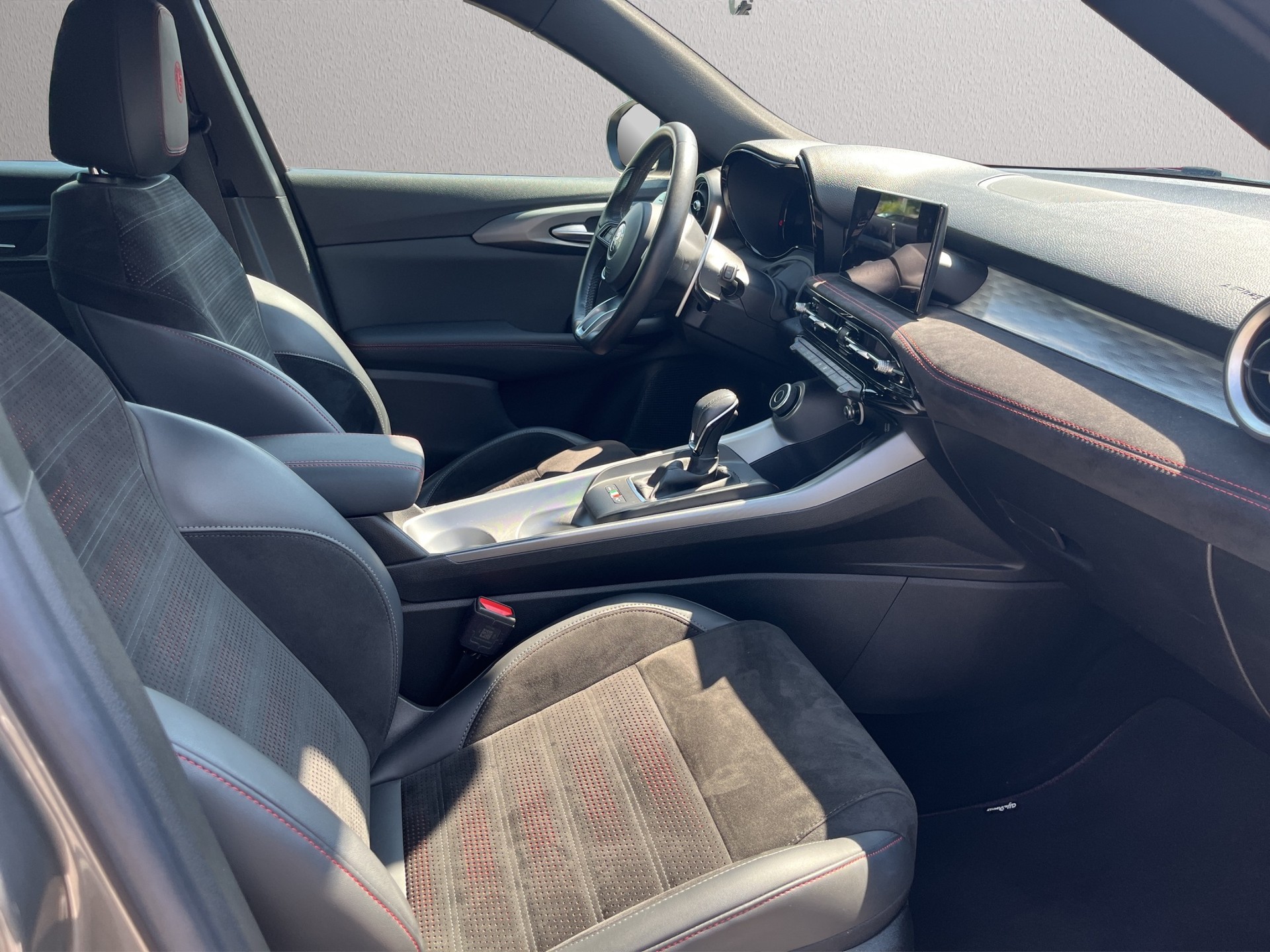 ALFA ROMEO Tonale 1.3 Plug-in-Hybrid Q4 Veloce Pack Premium-image-20