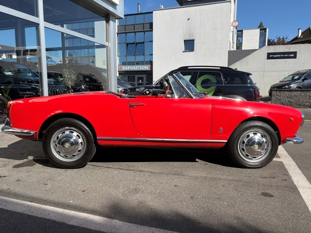 ALFA ROMEO Spider-image-3