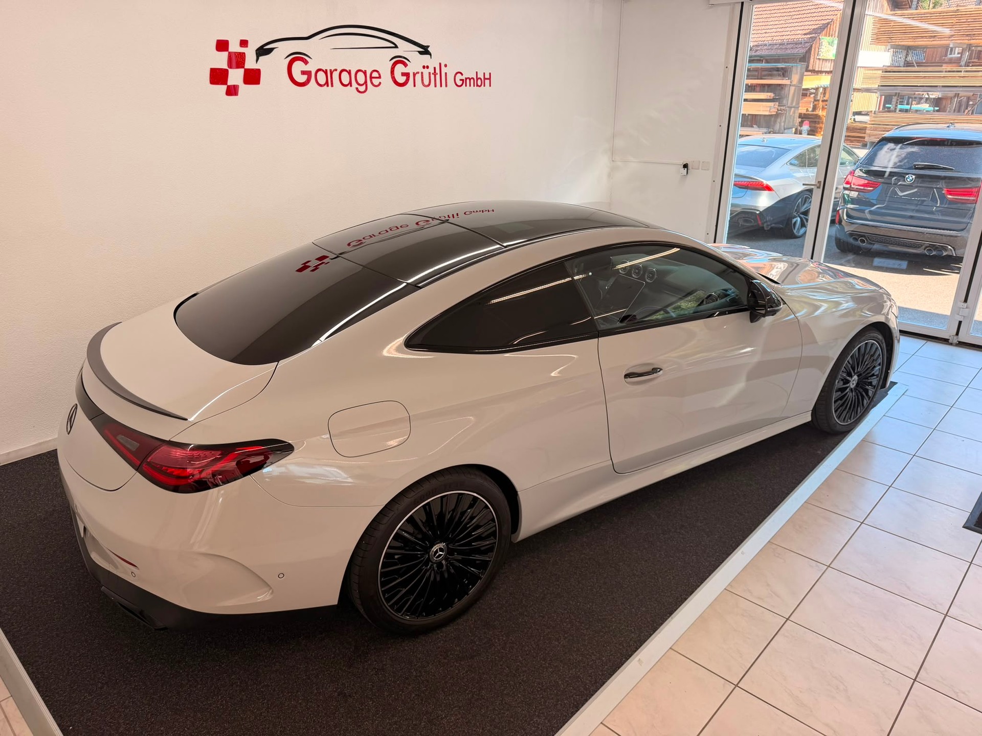 MERCEDES-BENZ CLE 200 Coupé 9G-Tronic-image-4