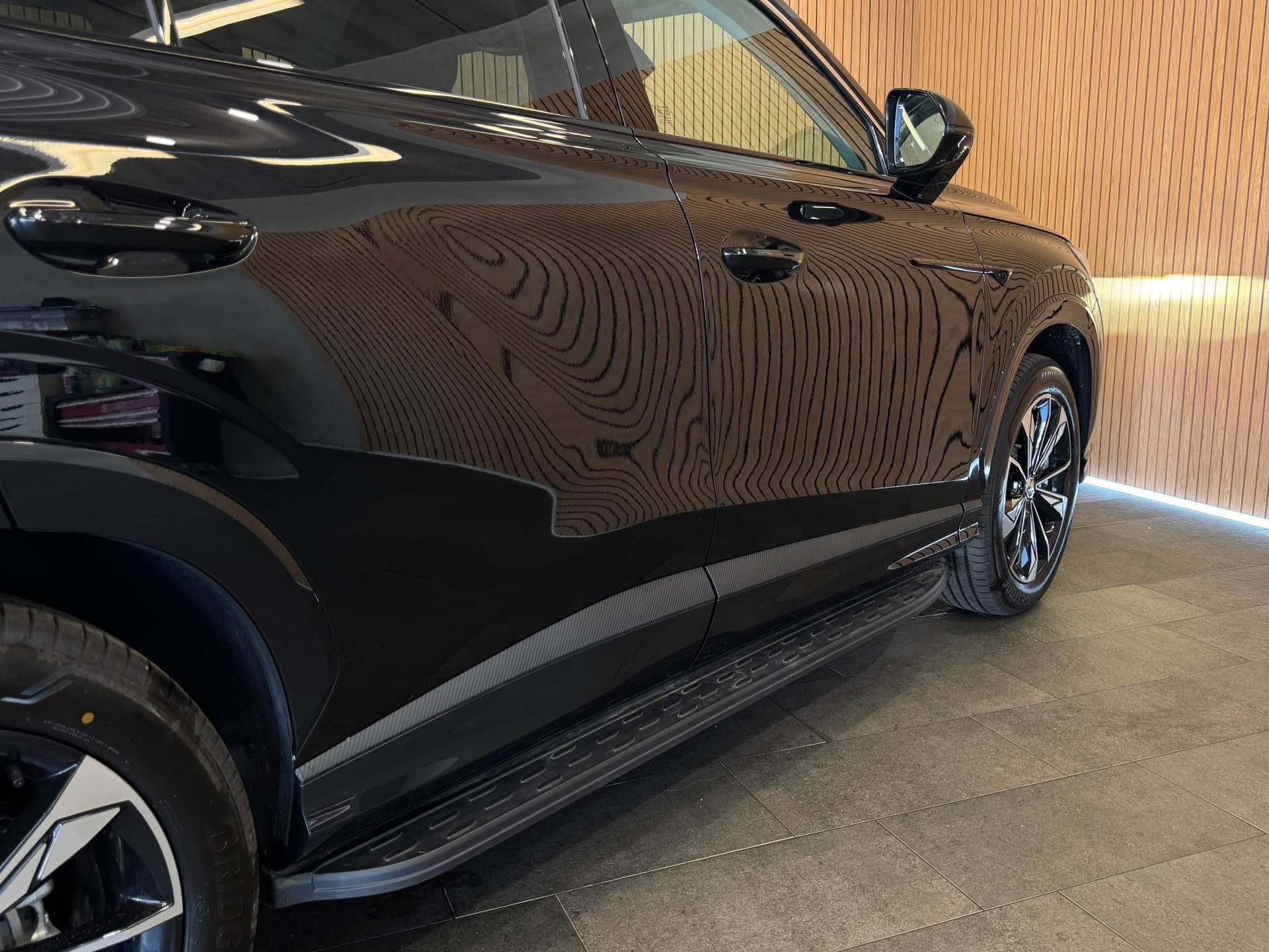 MG HS 1.5 T PHEV Luxury-image-12