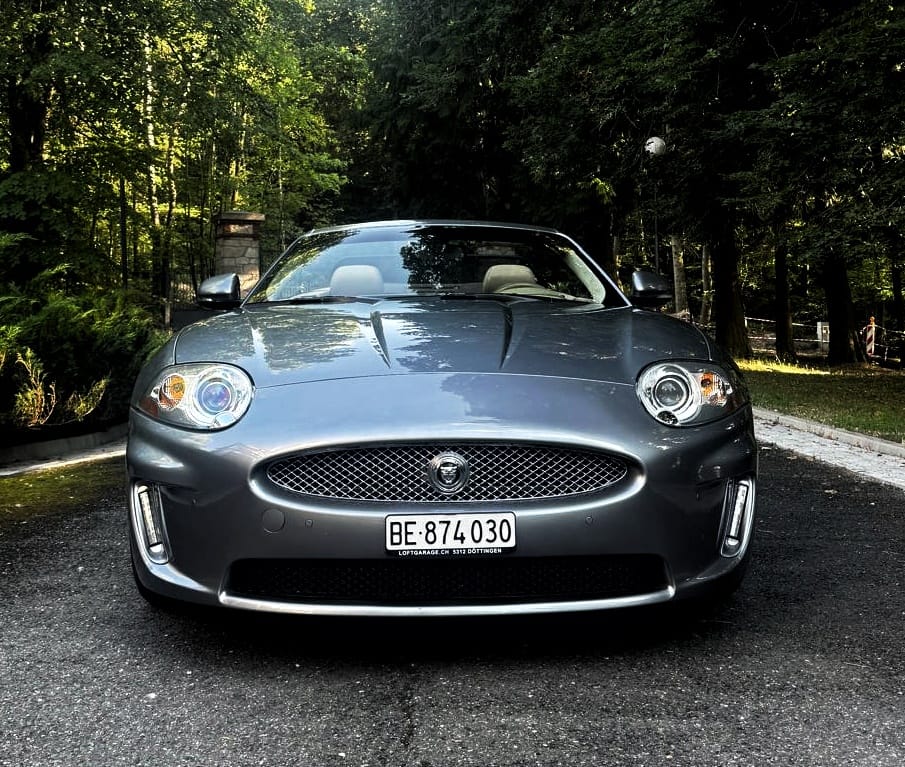 JAGUAR 5.0 V8 Portfolio-image-2