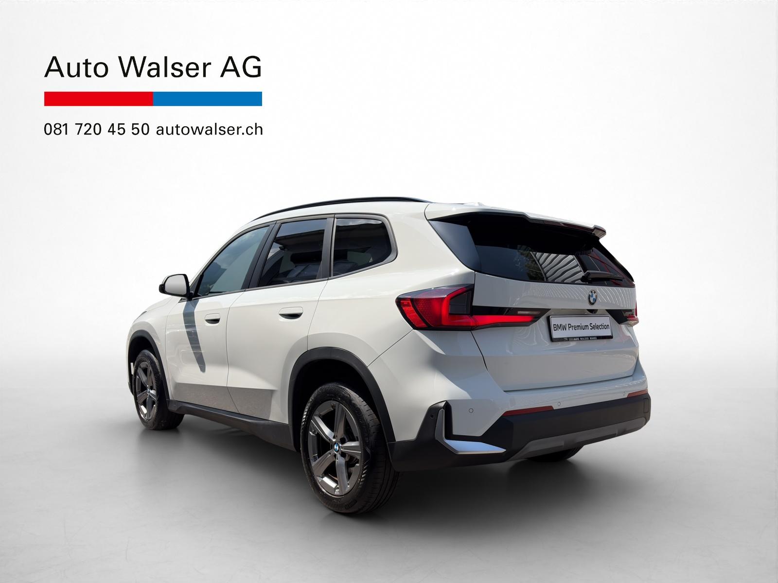 BMW X1 20d xDrive-showroom-element-2