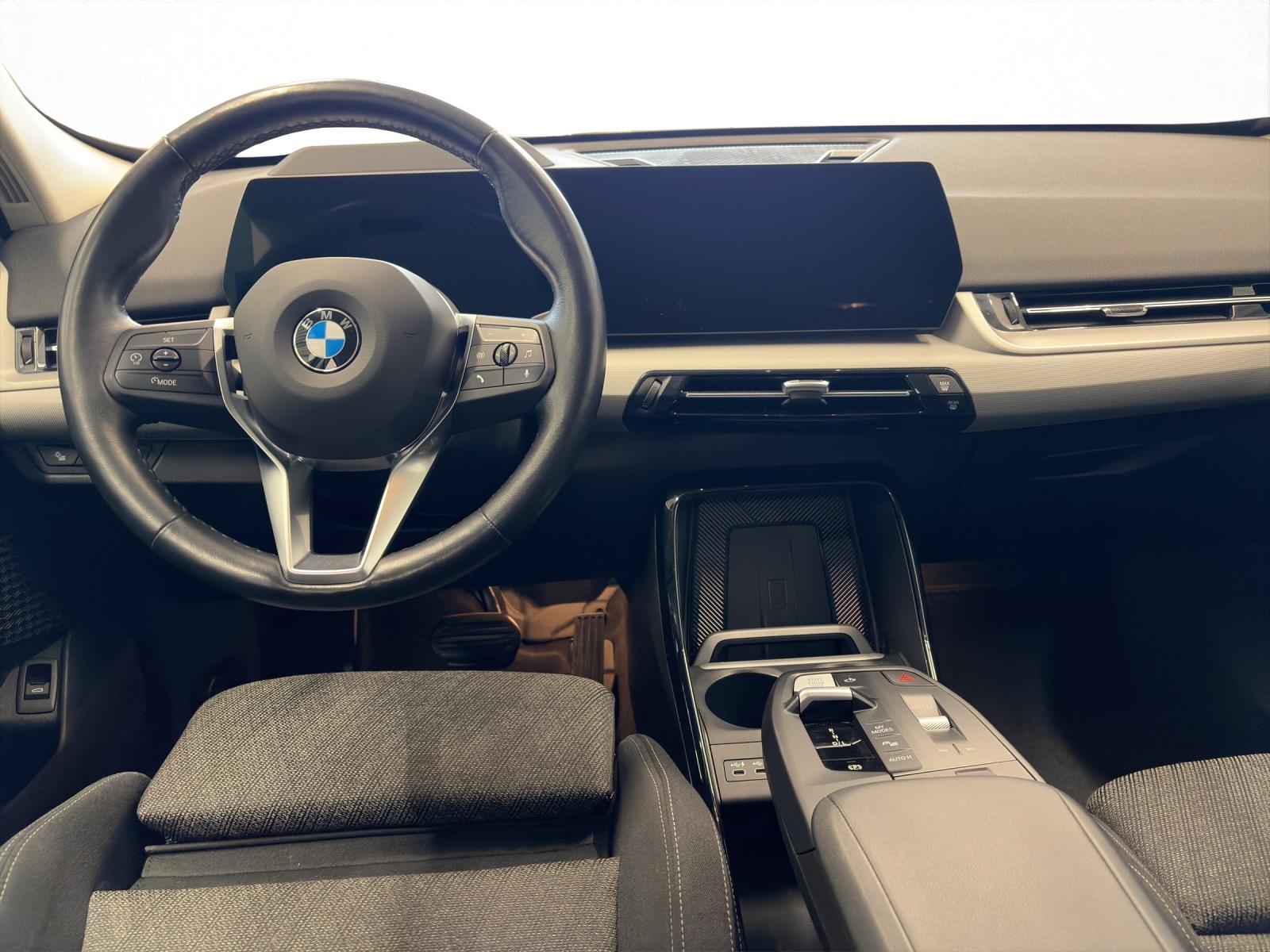 BMW X1 20d xDrive-image-12