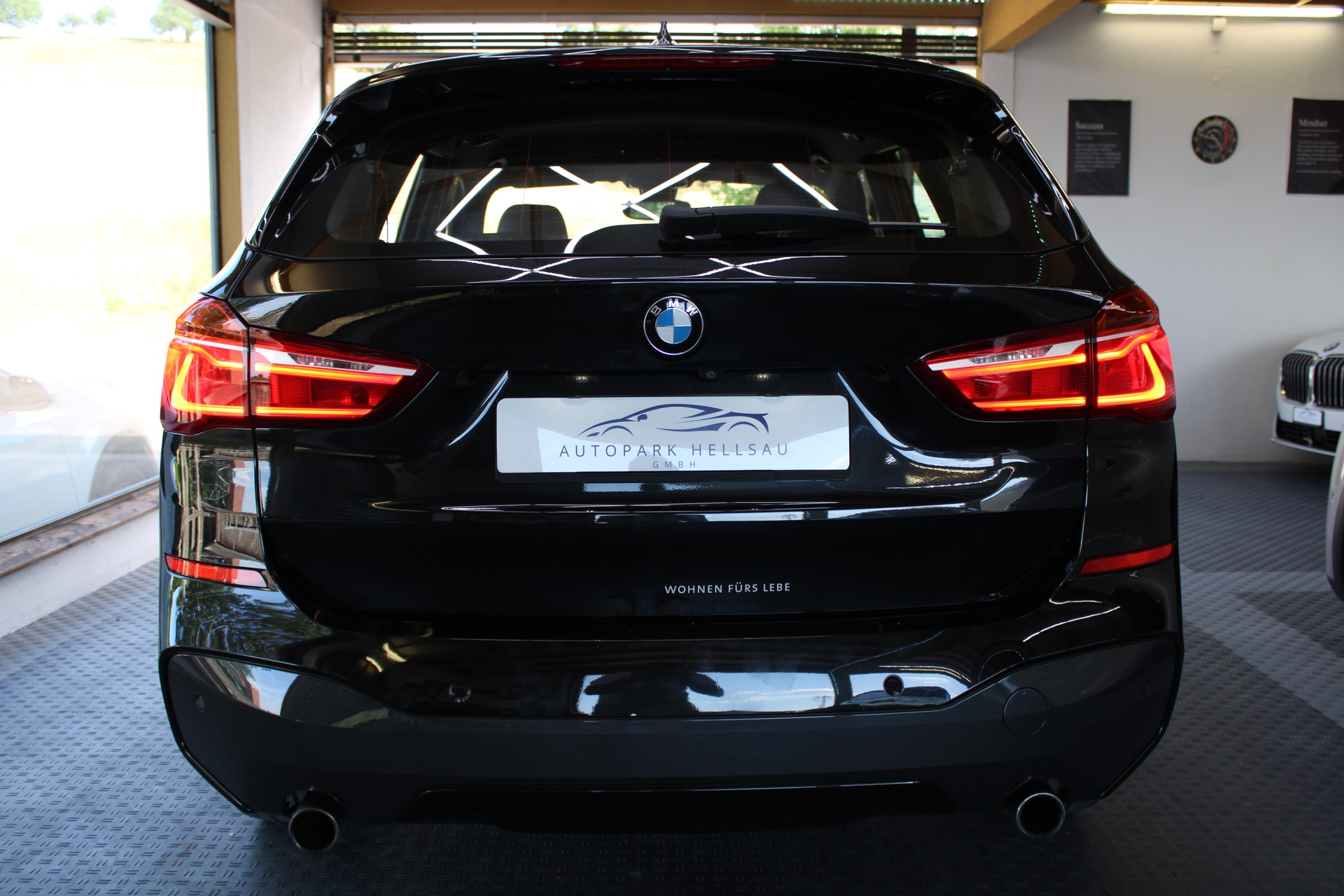 BMW X1 xDrive 25d M Sport Steptronic 24MT. Garantie & **CH**-image-4