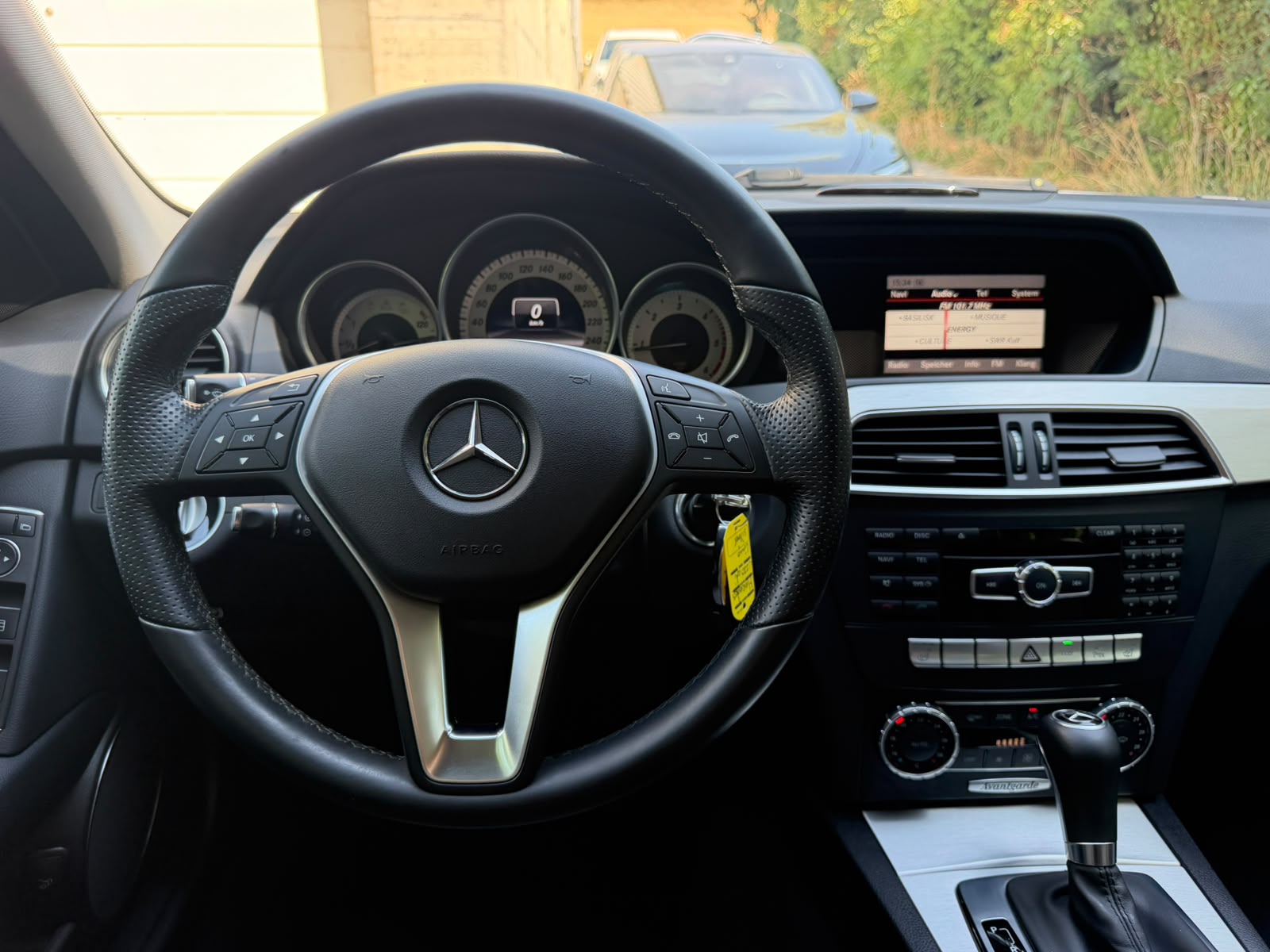 MERCEDES-BENZ C 220 CDI Avantgarde 7G-Tronic-image-16