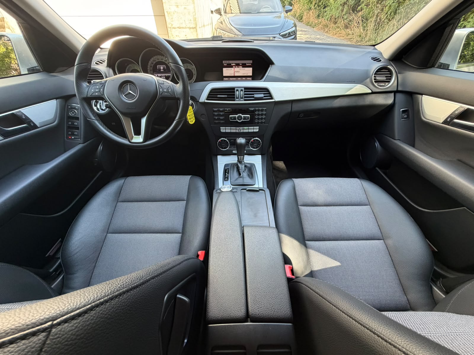 MERCEDES-BENZ C 220 CDI Avantgarde 7G-Tronic-image-15