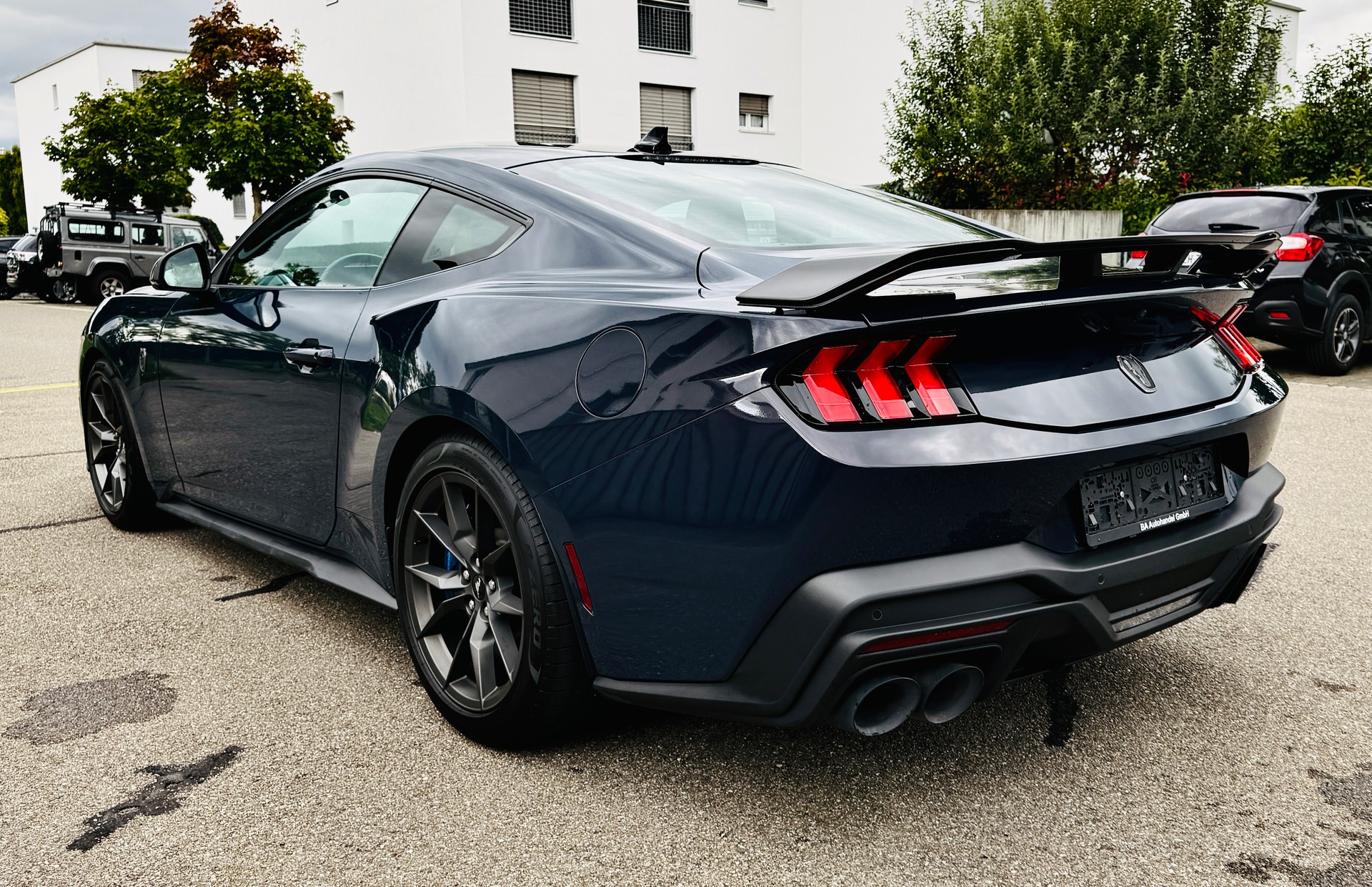 FORD MUSTANG FASTBACK 5.0 V8 DARK HORSE*4 JAHRE/100000 KILOMETER HERSTELLERGARANTIE*-image-4