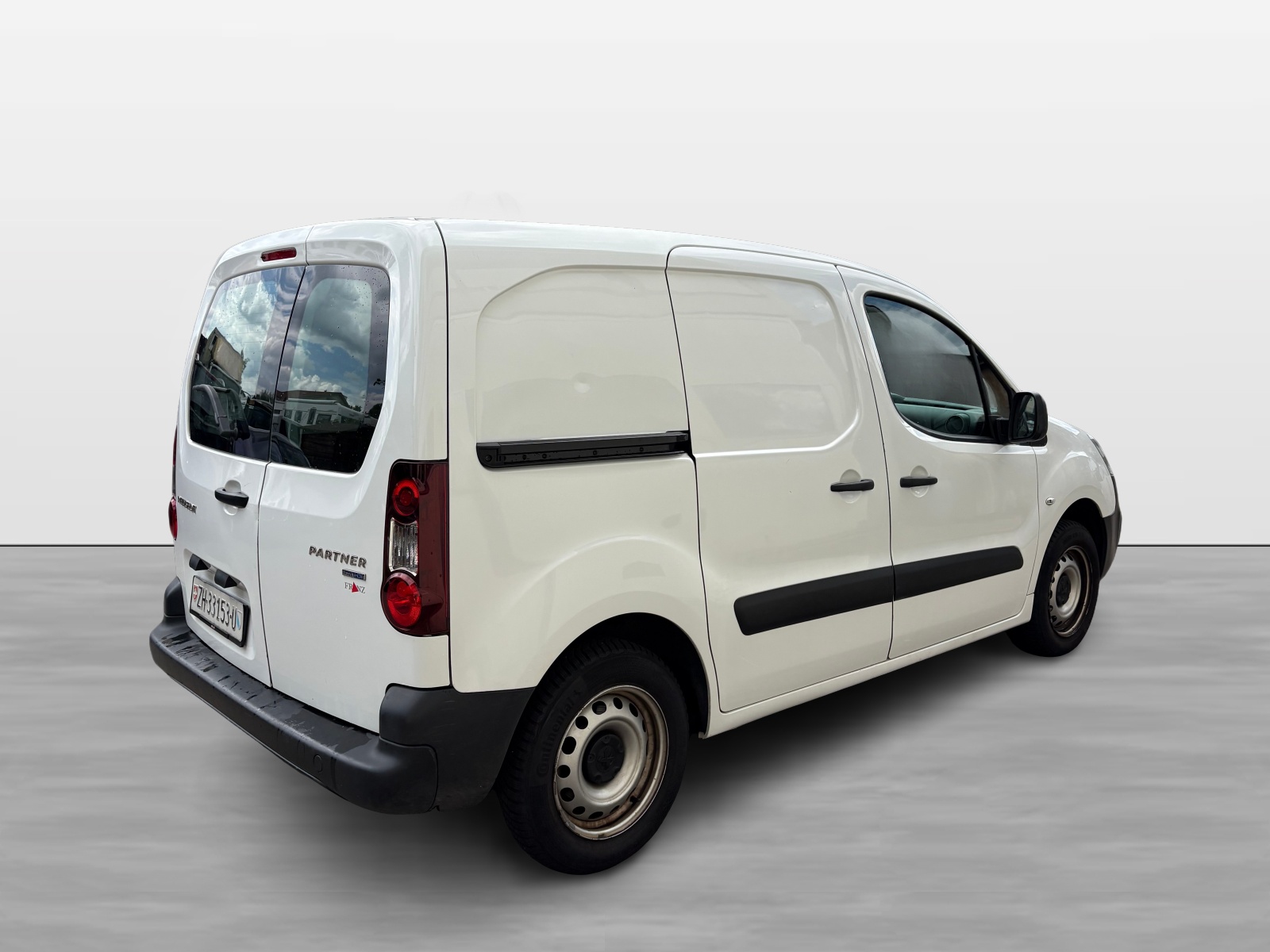 PEUGEOT Partner 1.6BlueHDI Allure-image-5