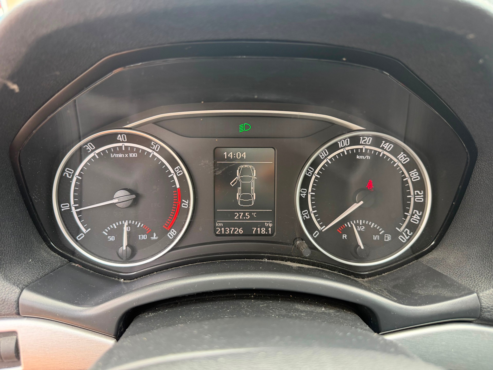 SKODA Octavia Combi 2.0 TSI RS-image-8