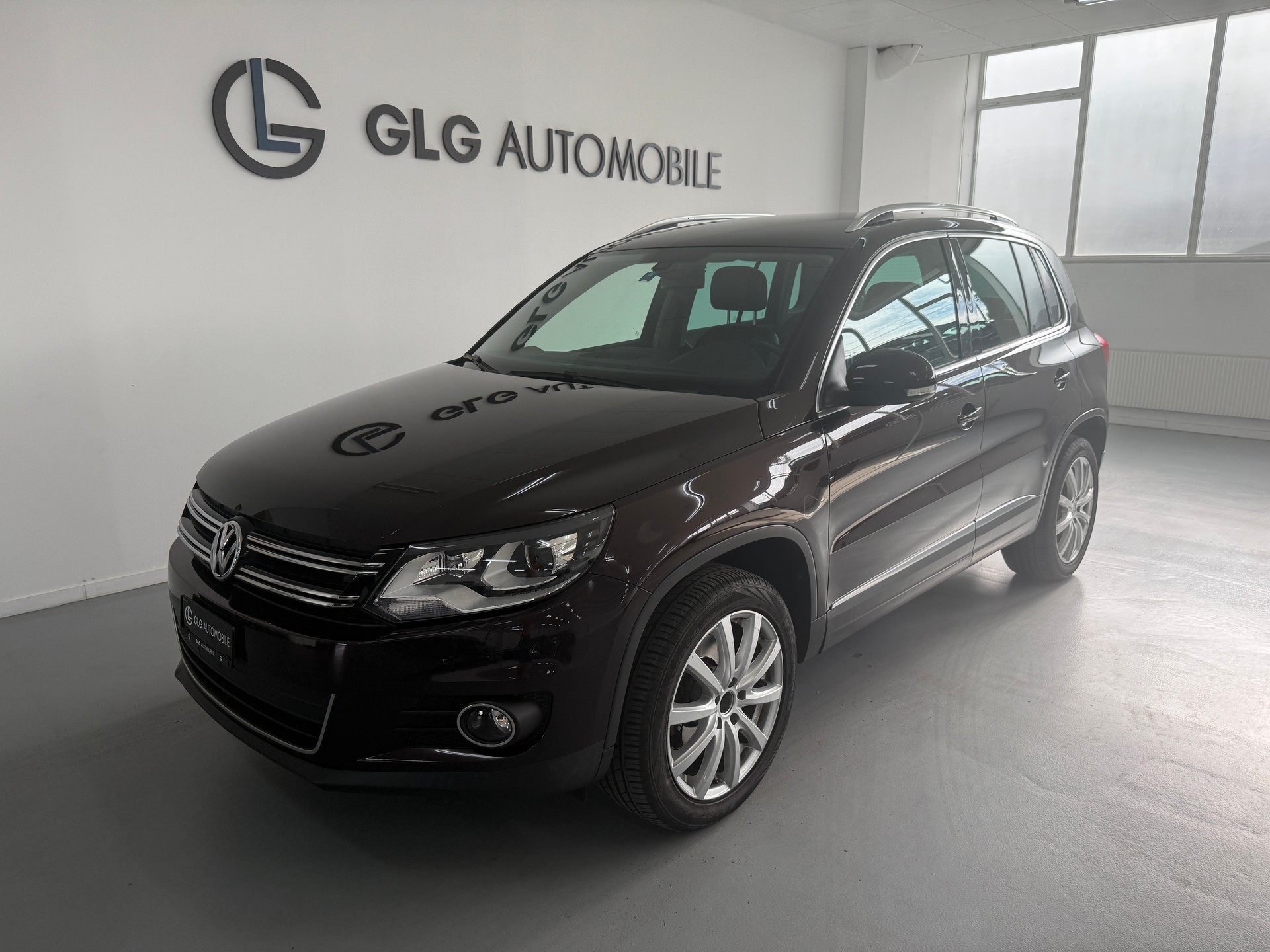 VW Tiguan 2.0 TDI BMT Design 4Motion DSG-image-0