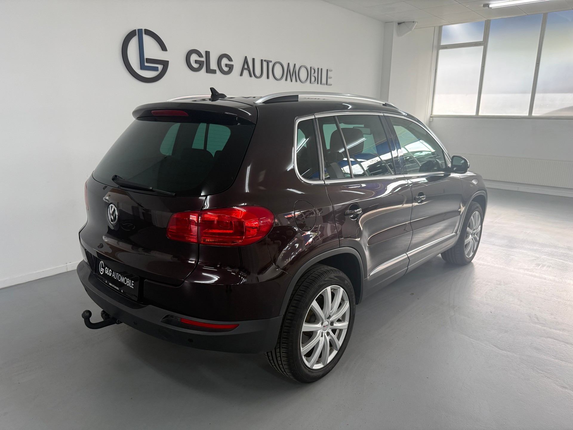 VW Tiguan 2.0 TDI BMT Design 4Motion DSG-image-3