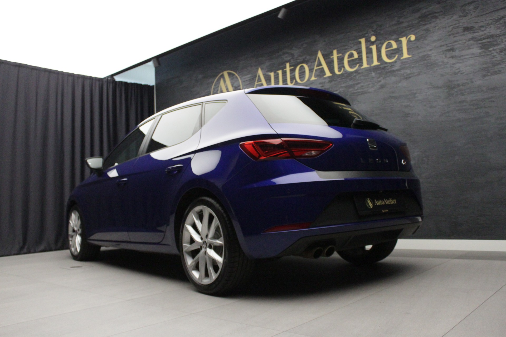 SEAT Leon 1.8 TSI FR DSG-image-10