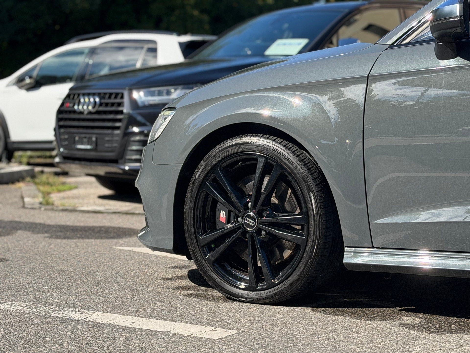 AUDI S3 Sportback 2.0 TFSI quattro S-tronic-image-3