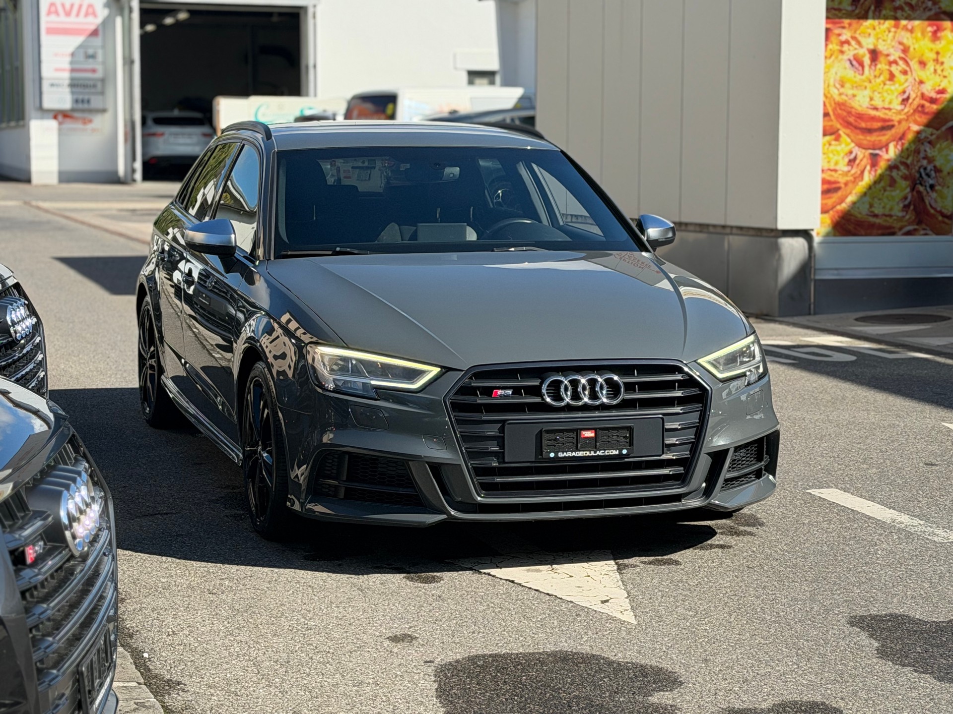 AUDI S3 Sportback 2.0 TFSI quattro S-tronic-image-2