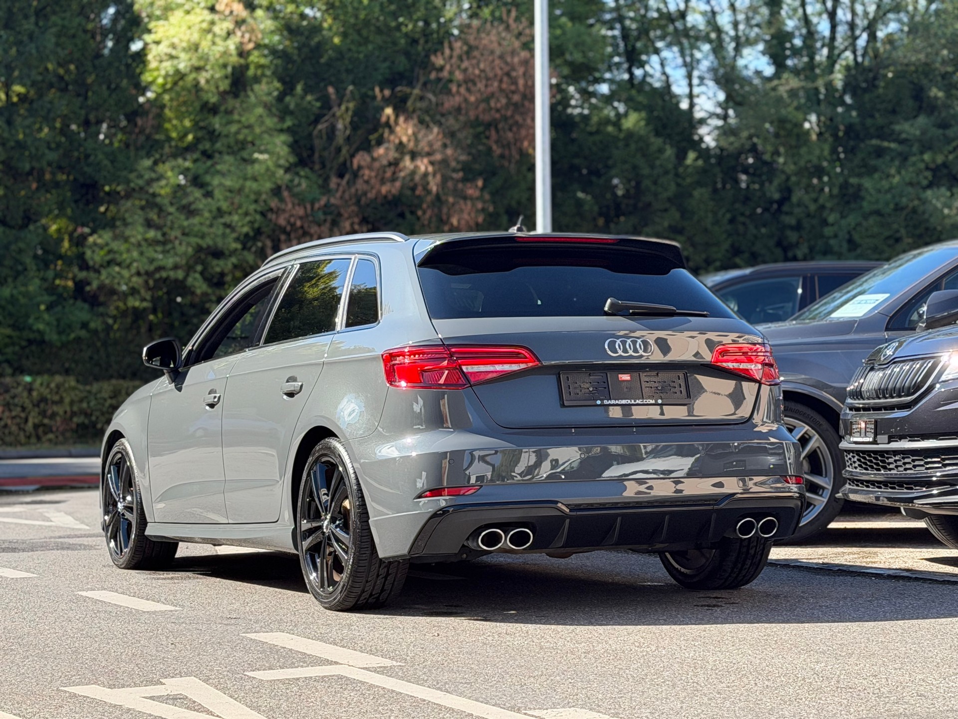 AUDI S3 Sportback 2.0 TFSI quattro S-tronic-image-5