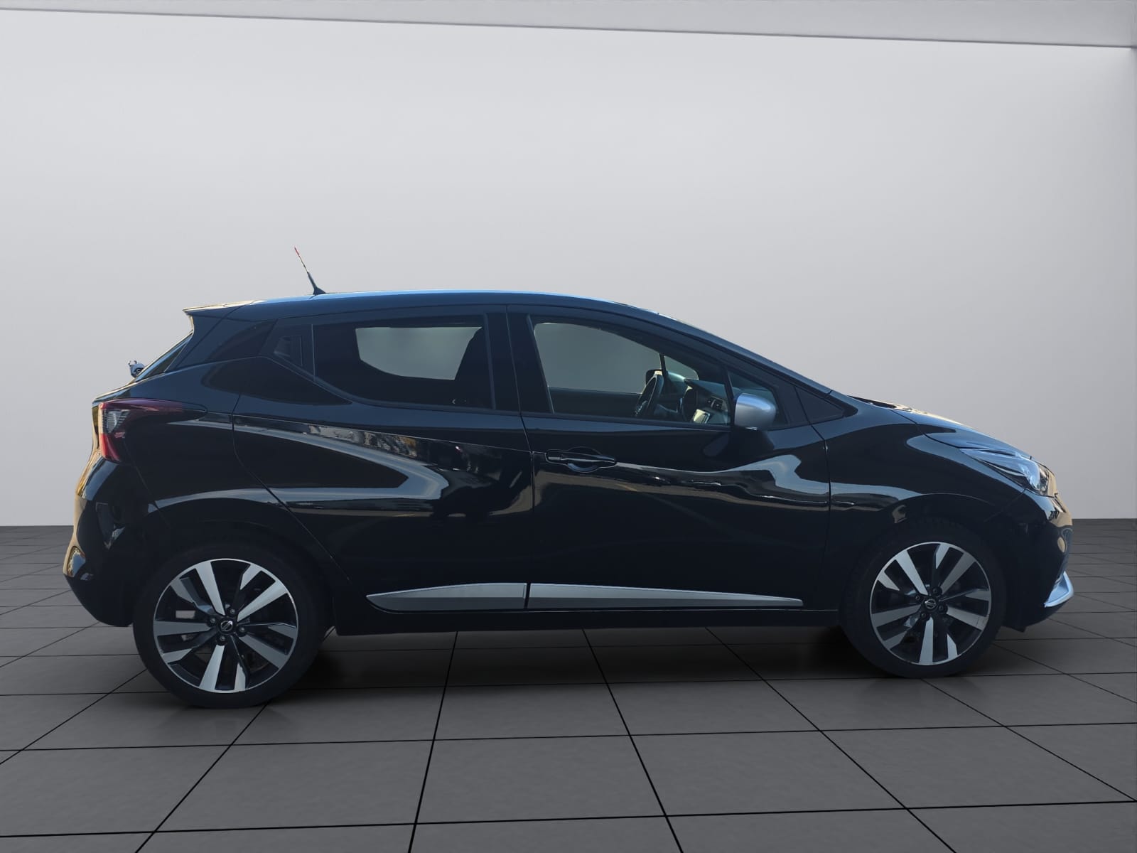 NISSAN Micra IG-T acenta Xtronic-image-10