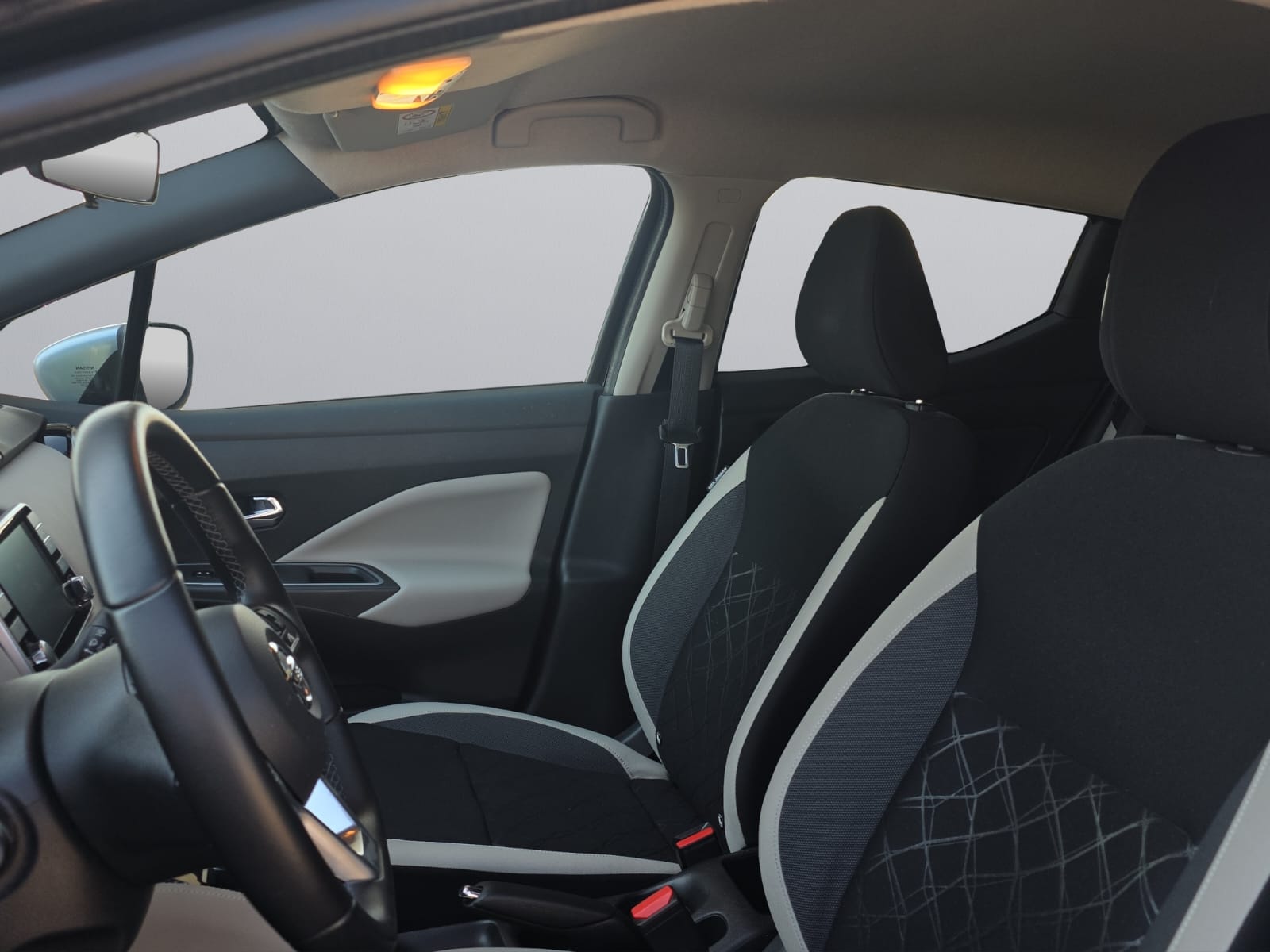 NISSAN Micra IG-T acenta Xtronic-image-12