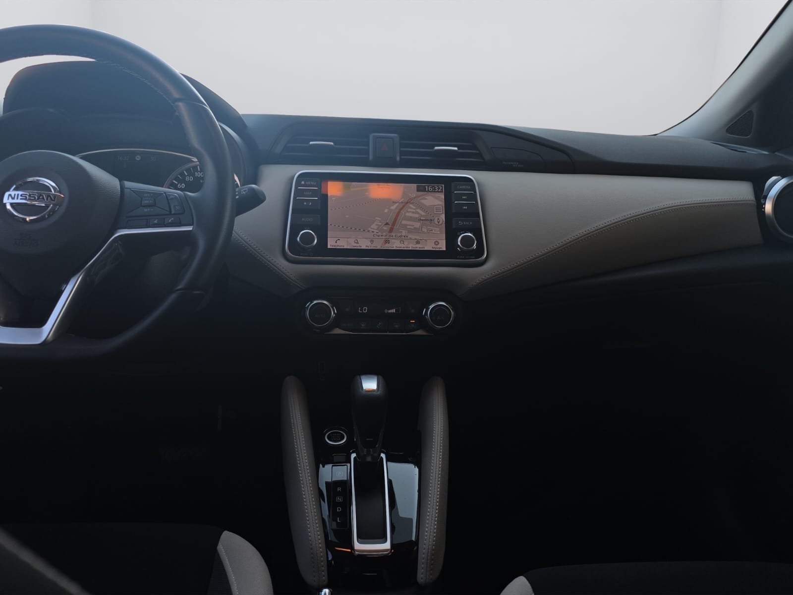 NISSAN Micra IG-T acenta Xtronic-image-15