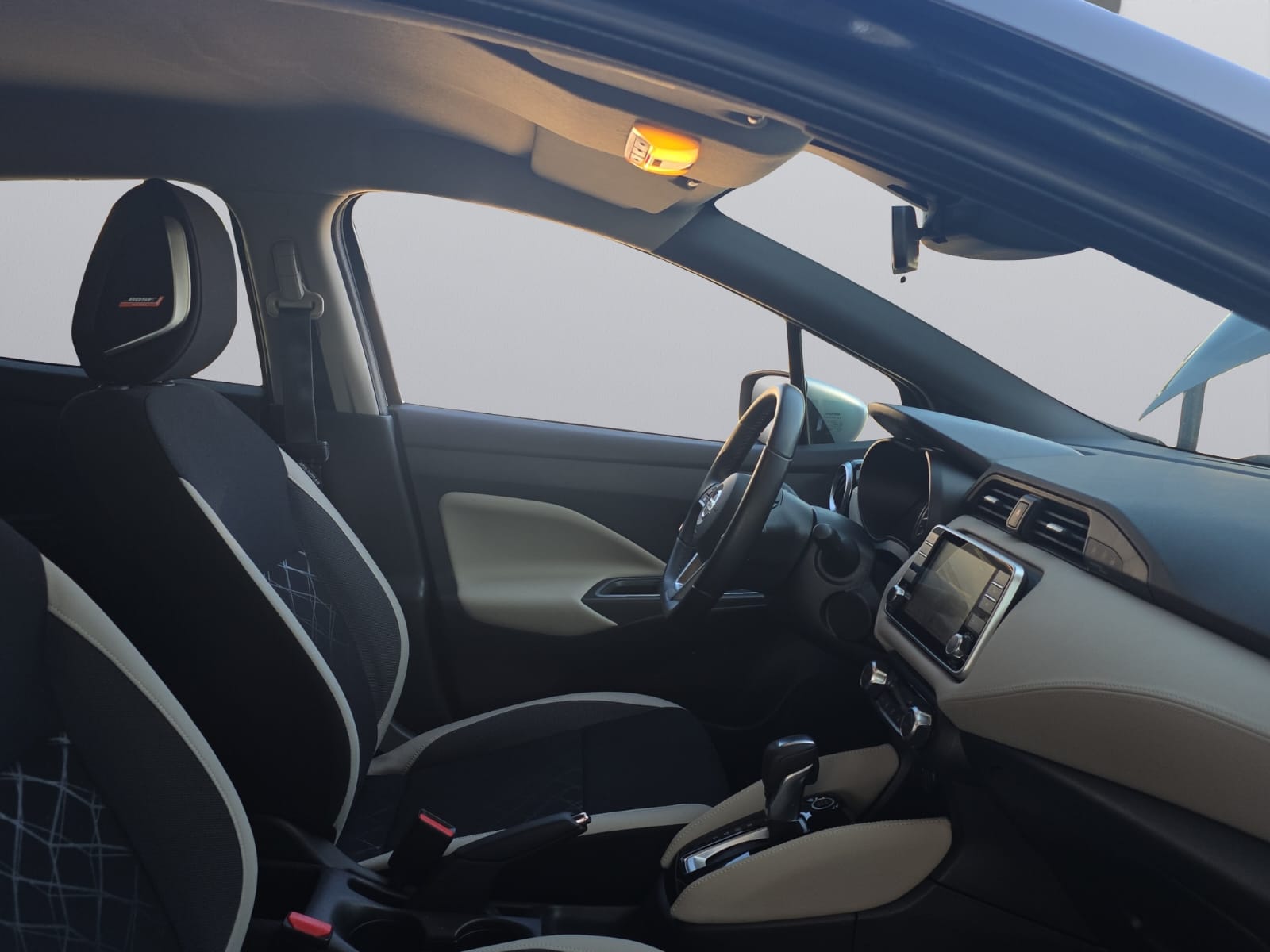 NISSAN Micra IG-T acenta Xtronic-image-13