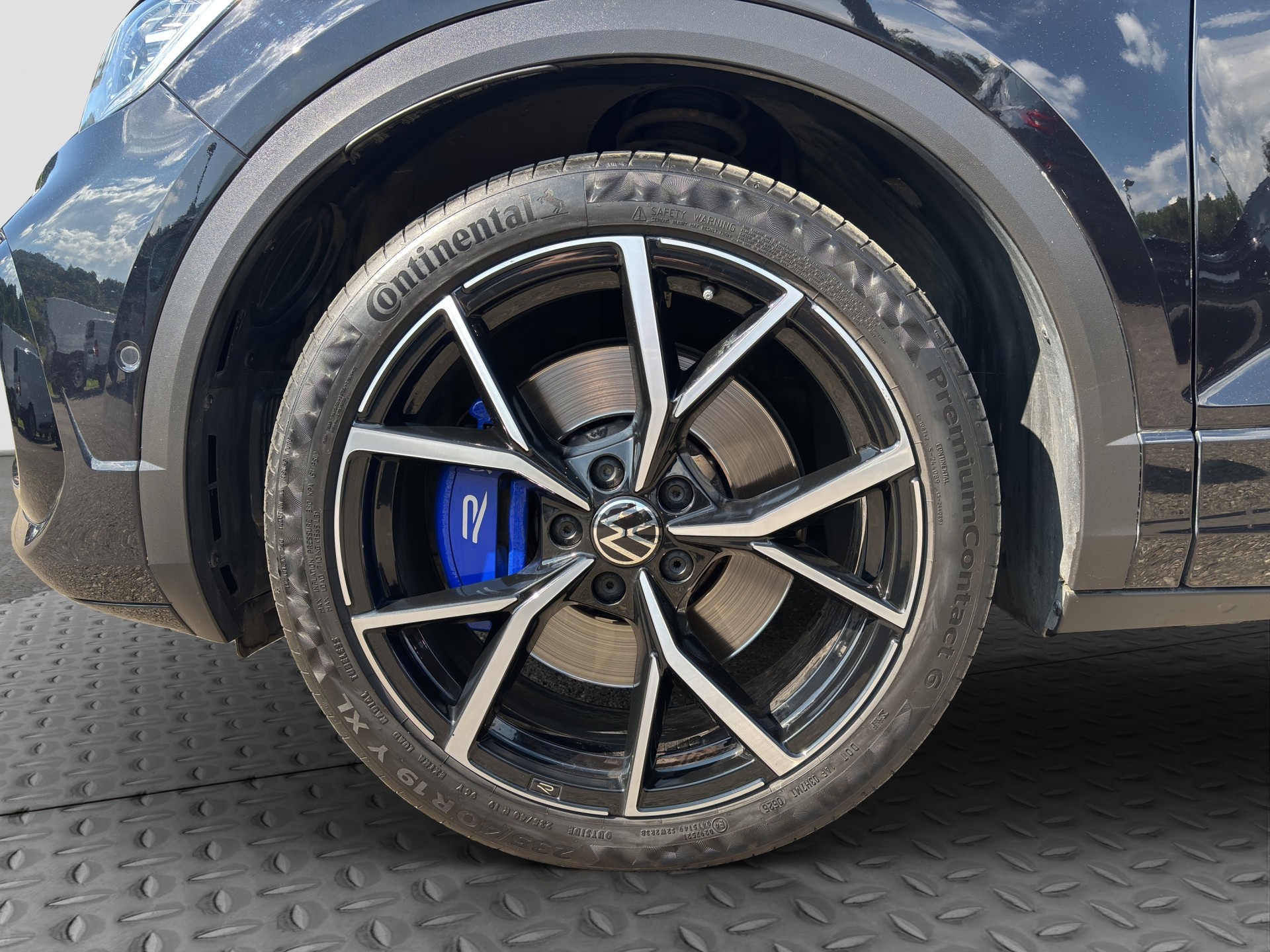 VW T-Roc 2.0 TSI R DSG 4Motion-image-24