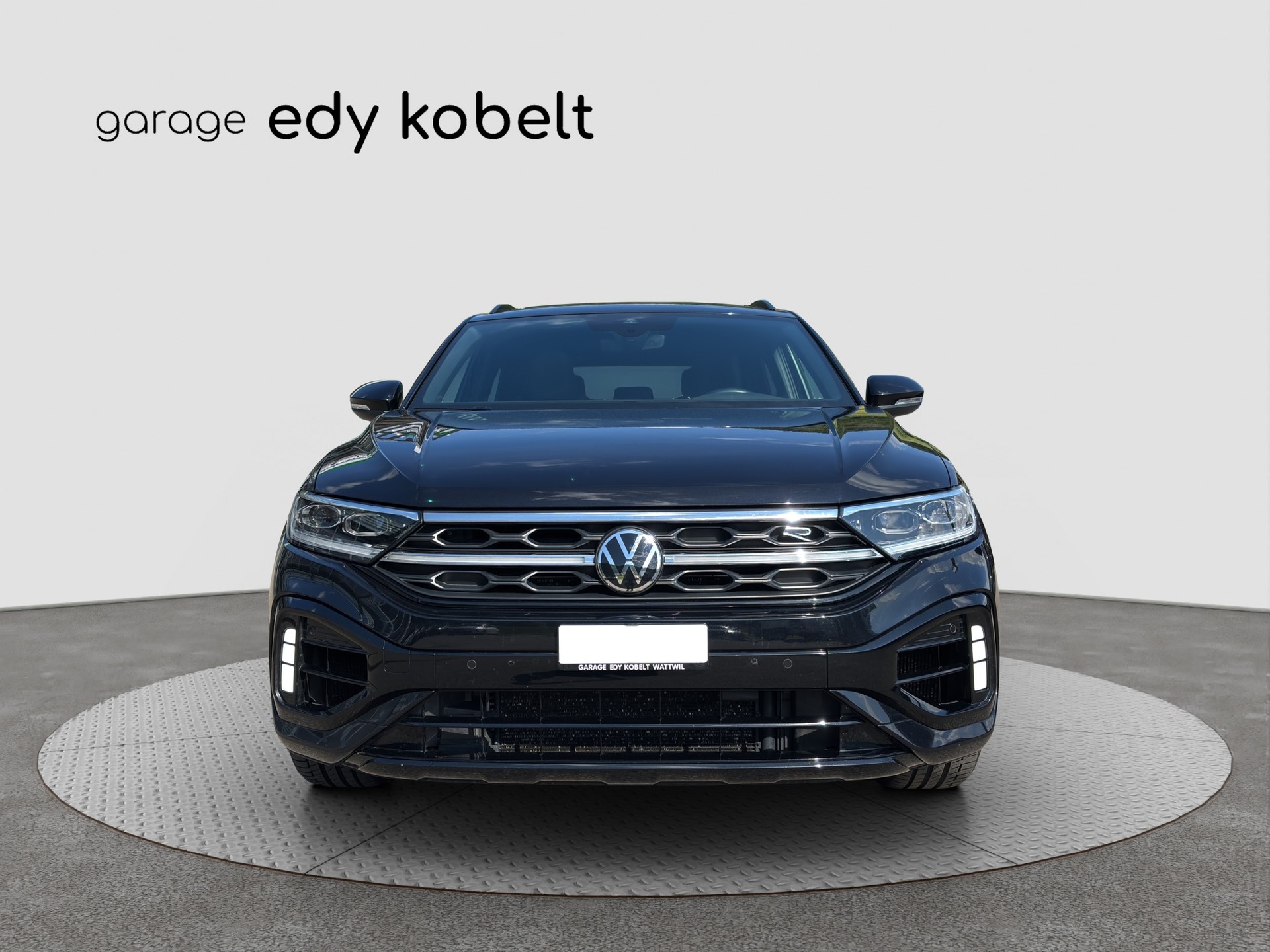 VW T-Roc 2.0 TSI R DSG 4Motion-image-2