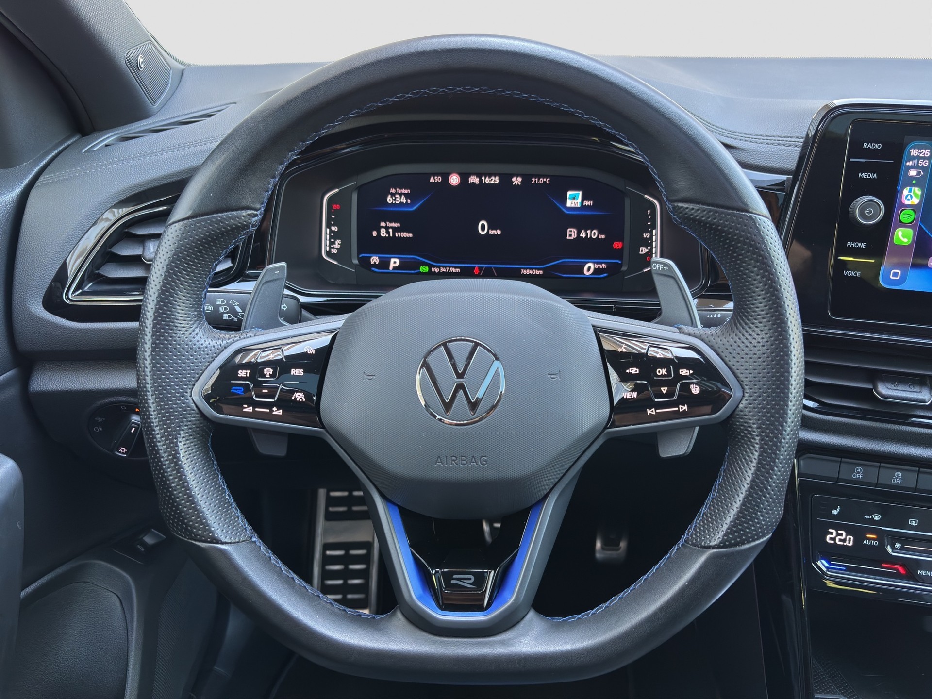 VW T-Roc 2.0 TSI R DSG 4Motion-image-5