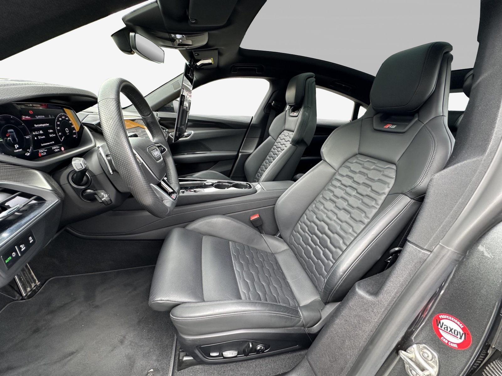 AUDI RS e-tron GT quattro-image-7