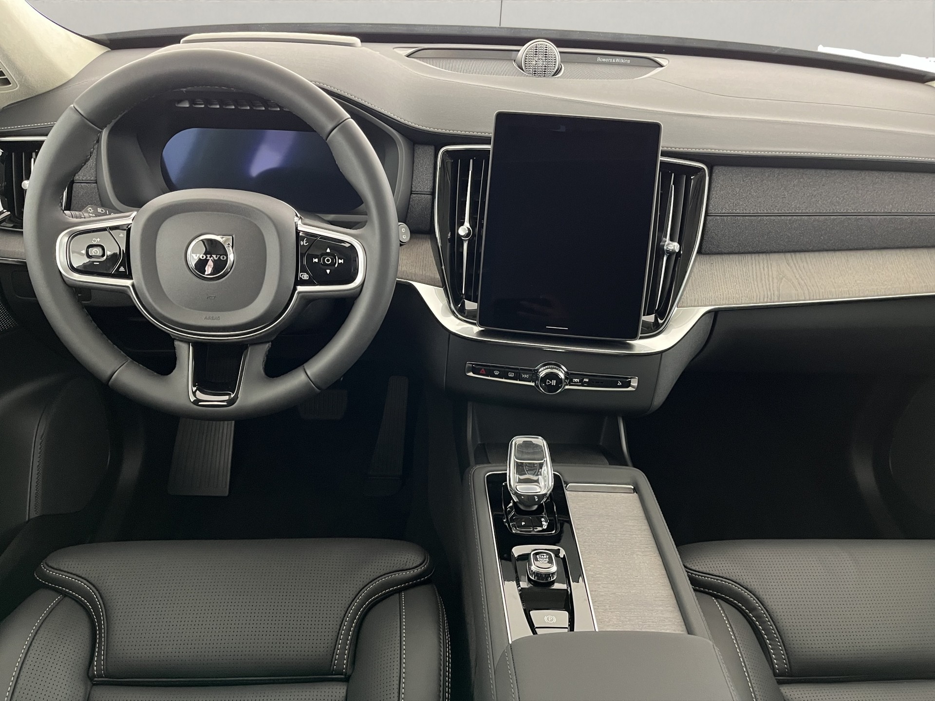 VOLVO XC90 2.0 T8 TE Ultra Dark eAWD-image-9