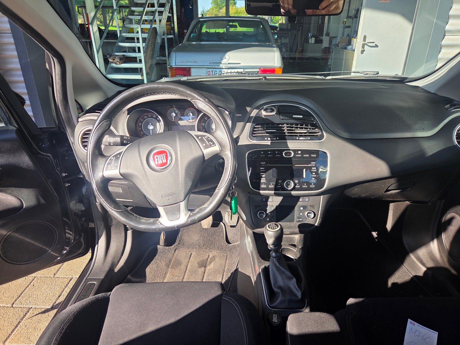 FIAT Punto 1.4 16V Lounge-image-6
