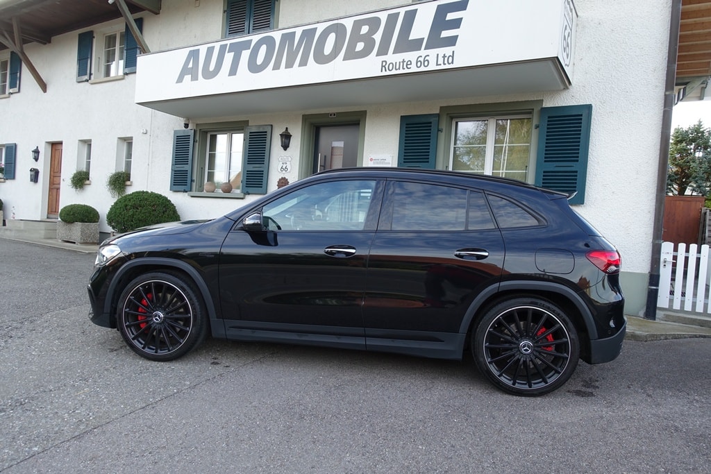 MERCEDES-BENZ GLA 35 AMG 4Matic 8G-Speedshift DCT-image-5