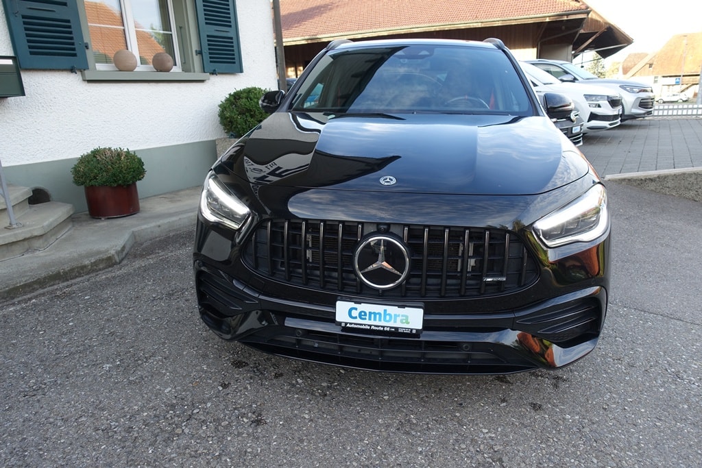 MERCEDES-BENZ GLA 35 AMG 4Matic 8G-Speedshift DCT-image-1