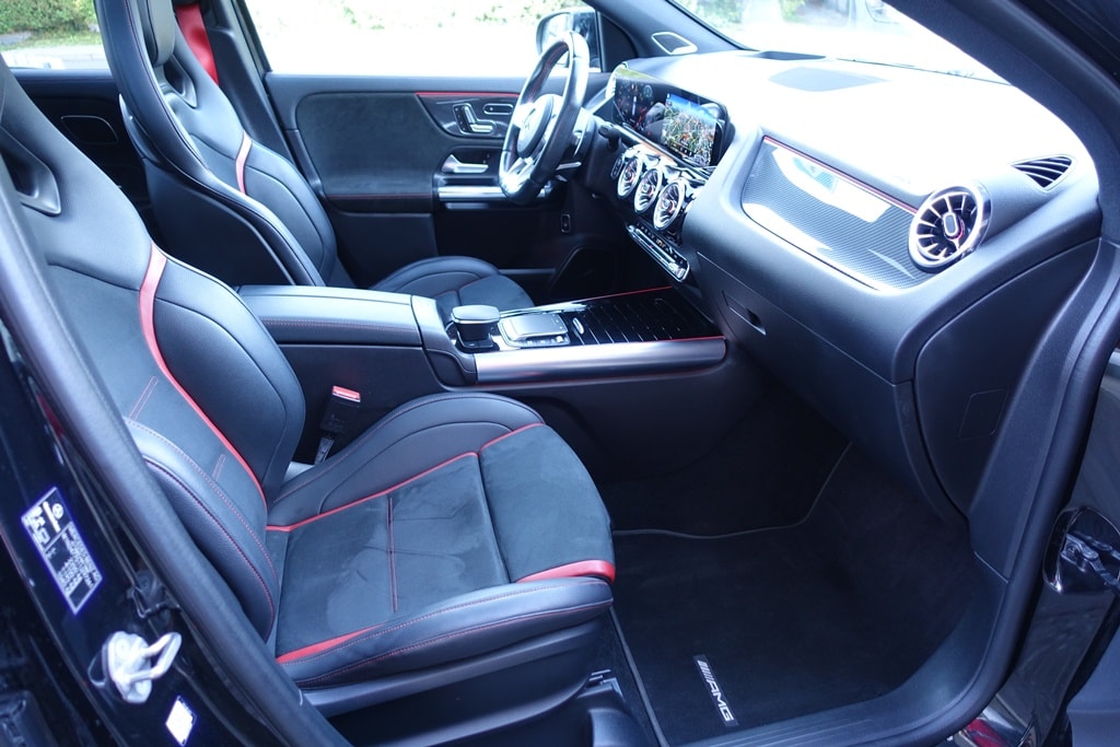 MERCEDES-BENZ GLA 35 AMG 4Matic 8G-Speedshift DCT-image-15