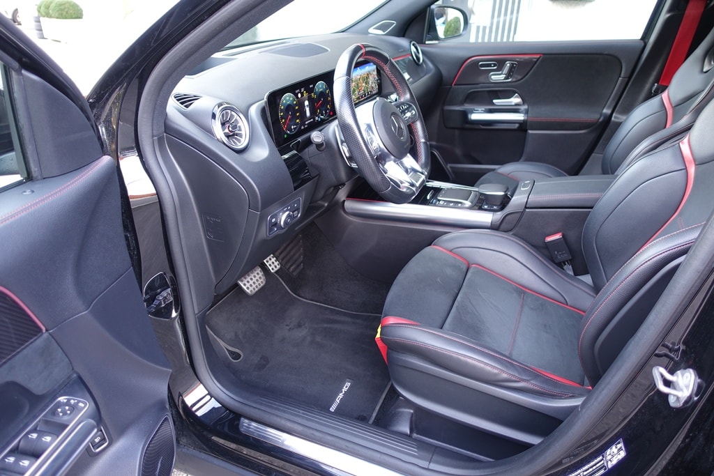 MERCEDES-BENZ GLA 35 AMG 4Matic 8G-Speedshift DCT-image-6