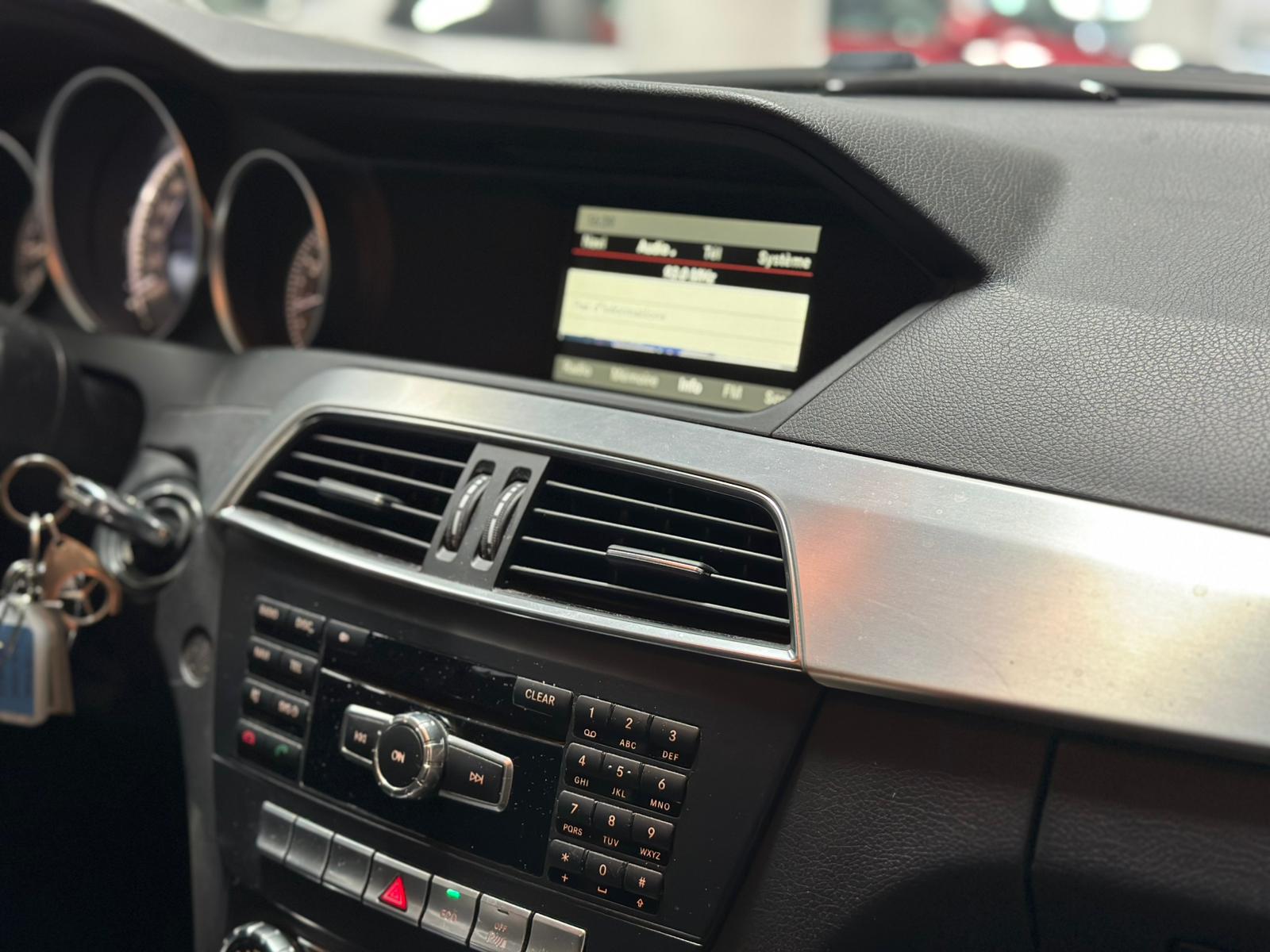 MERCEDES-BENZ C 200 7G-Tronic-image-11