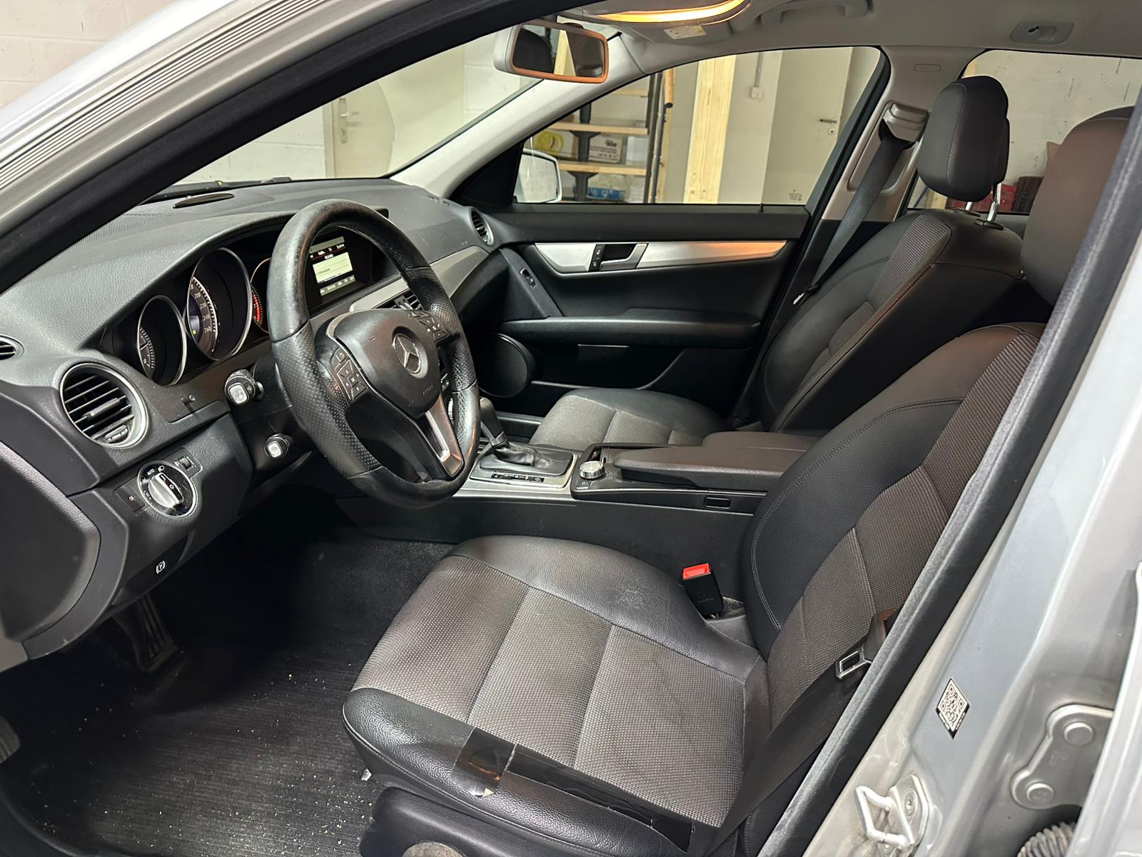 MERCEDES-BENZ C 200 7G-Tronic-image-9