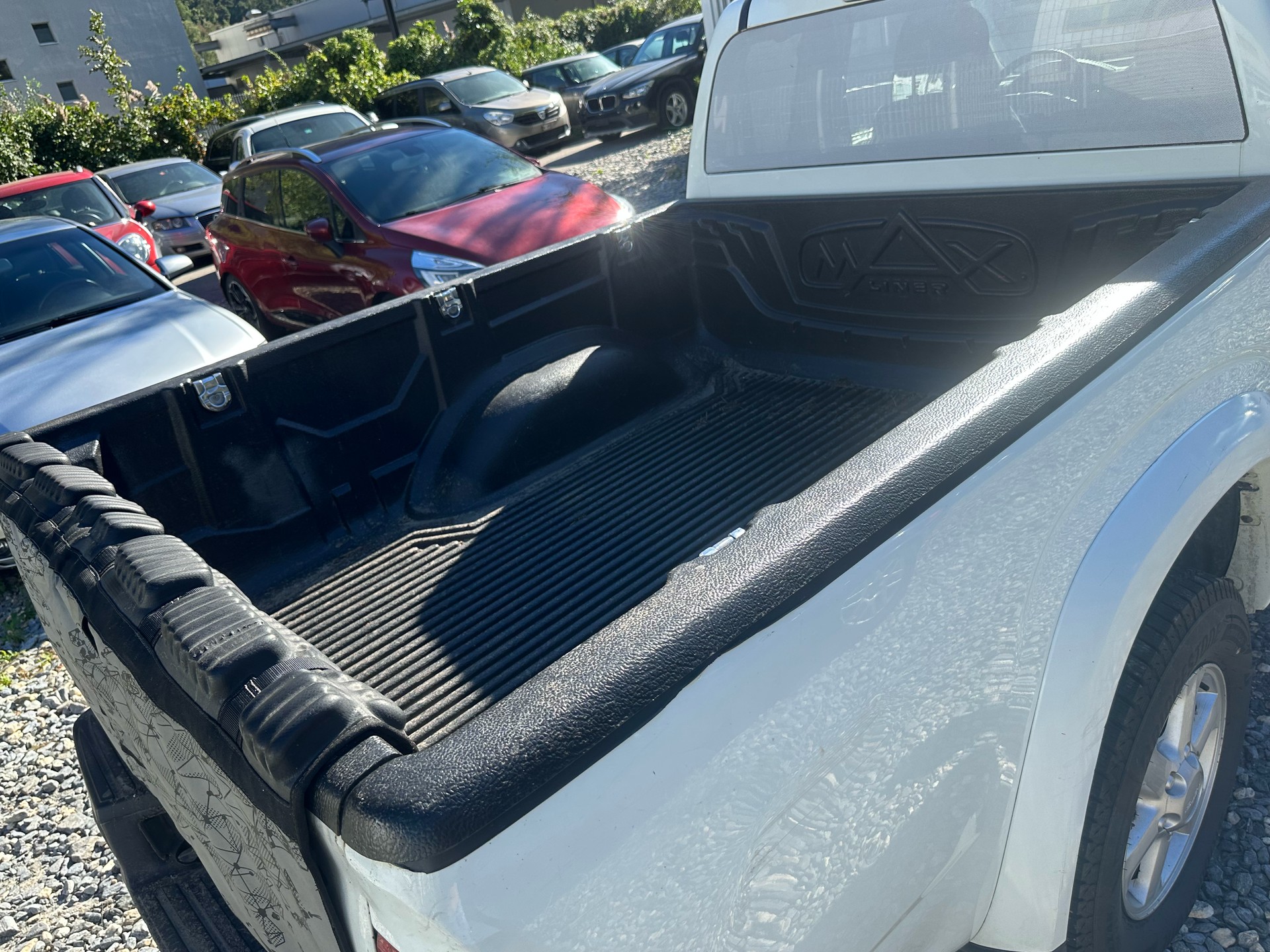 ISUZU D-MAX SpaceCab LS 3.0 4x4-image-8
