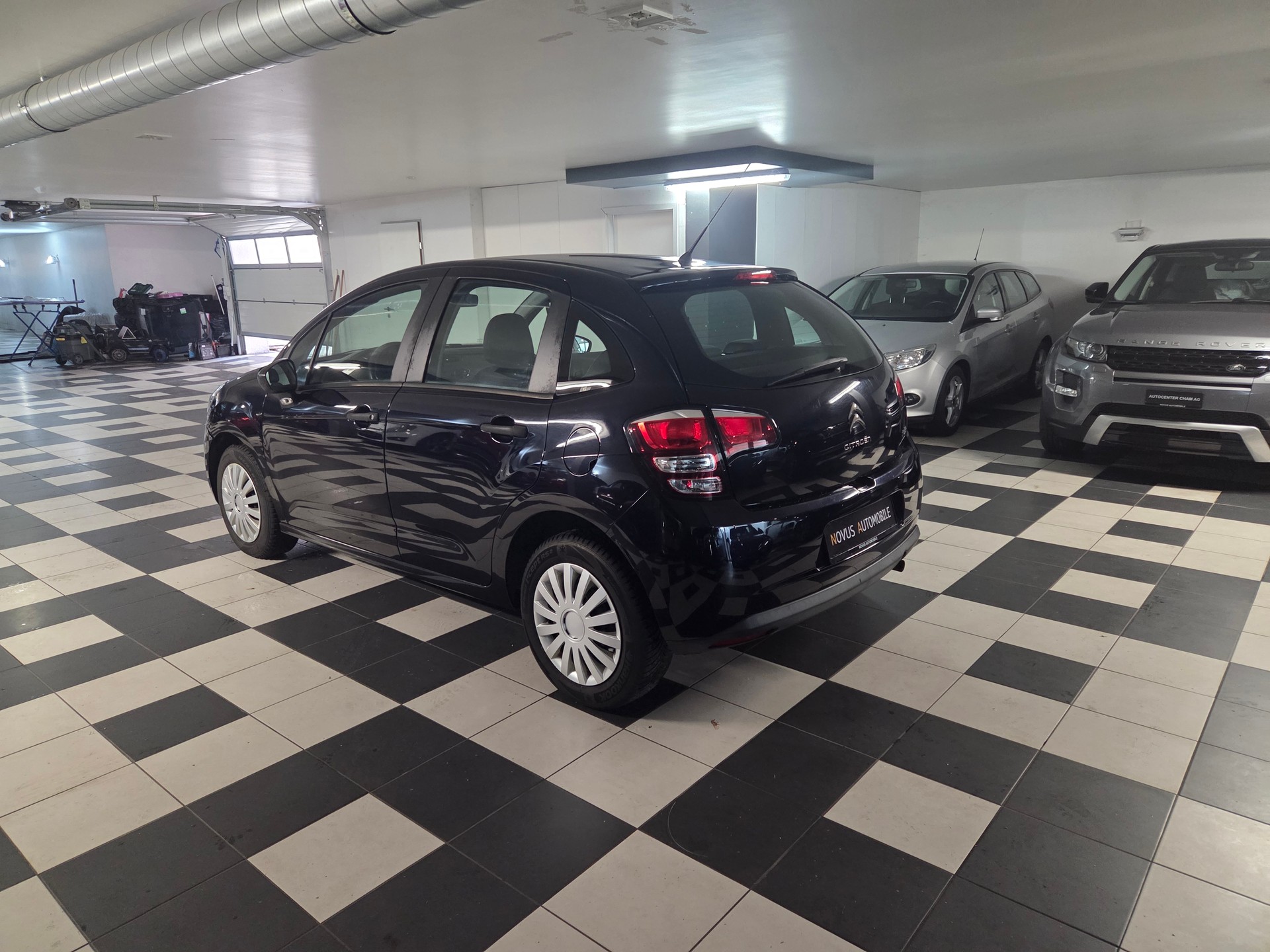 CITROEN C3 1.0i Attraction-image-2