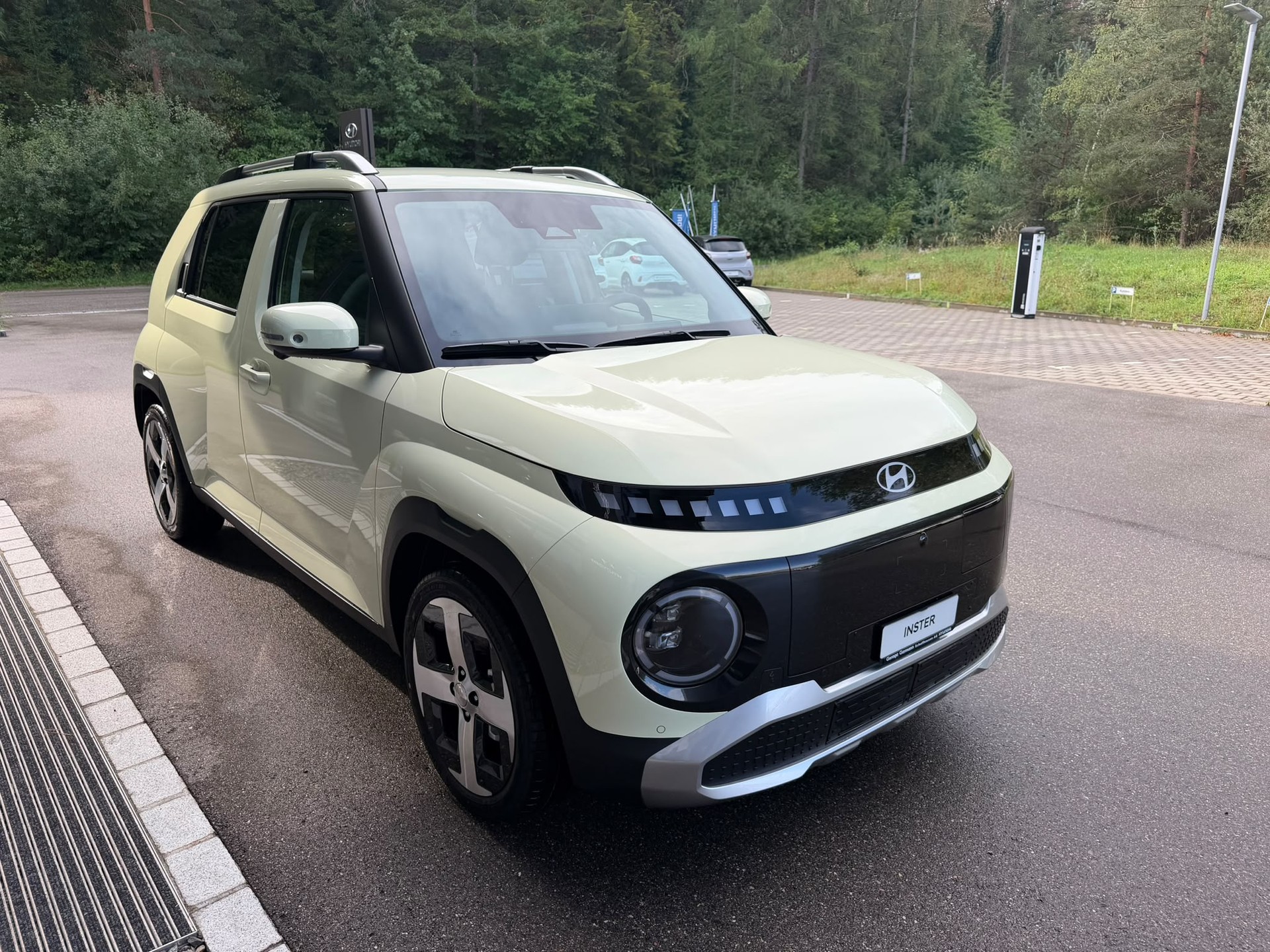 HYUNDAI Inster 49kWh Vertex-image-3