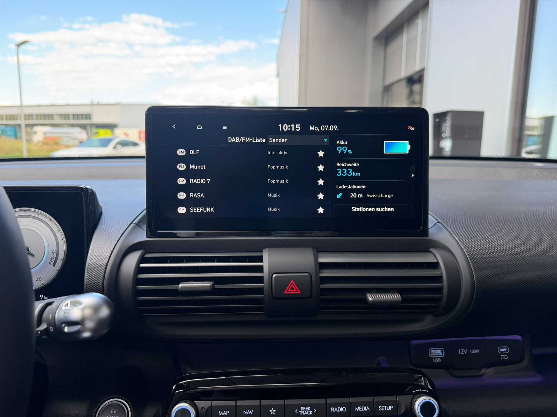 HYUNDAI Inster 49kWh Vertex-image-22