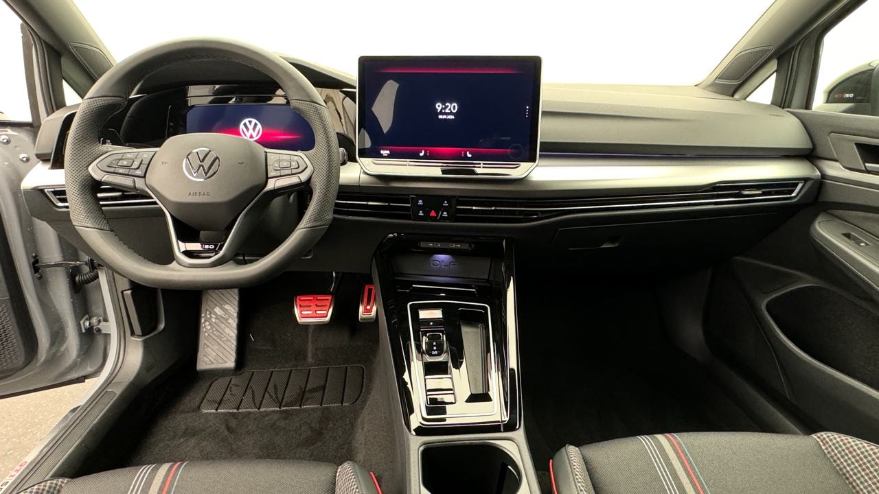 VW Golf 2.0 TSI GTI Edition 50 DSG-image-5