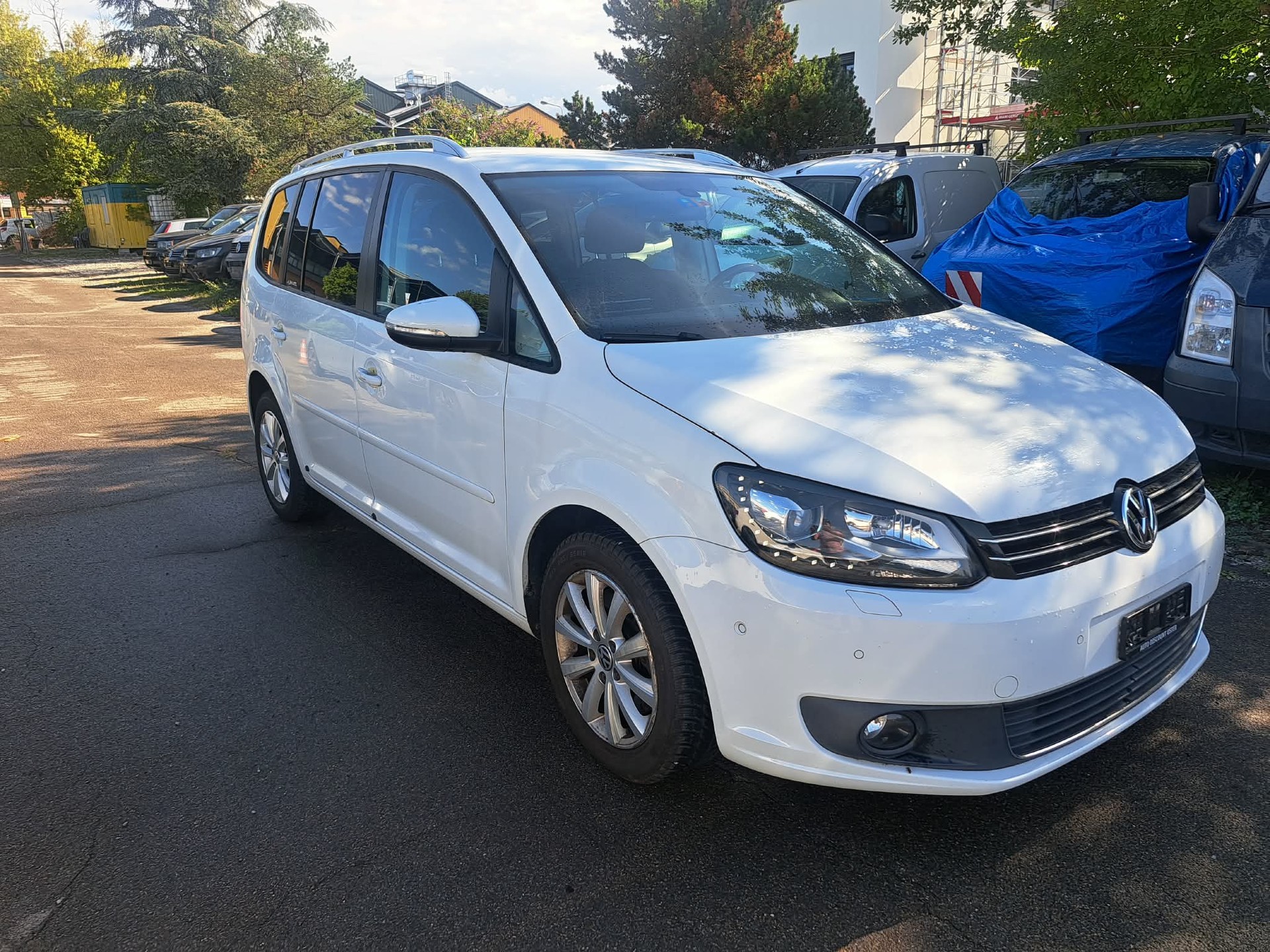 VW Touran 1.4 TSI Highline DSG-image-1