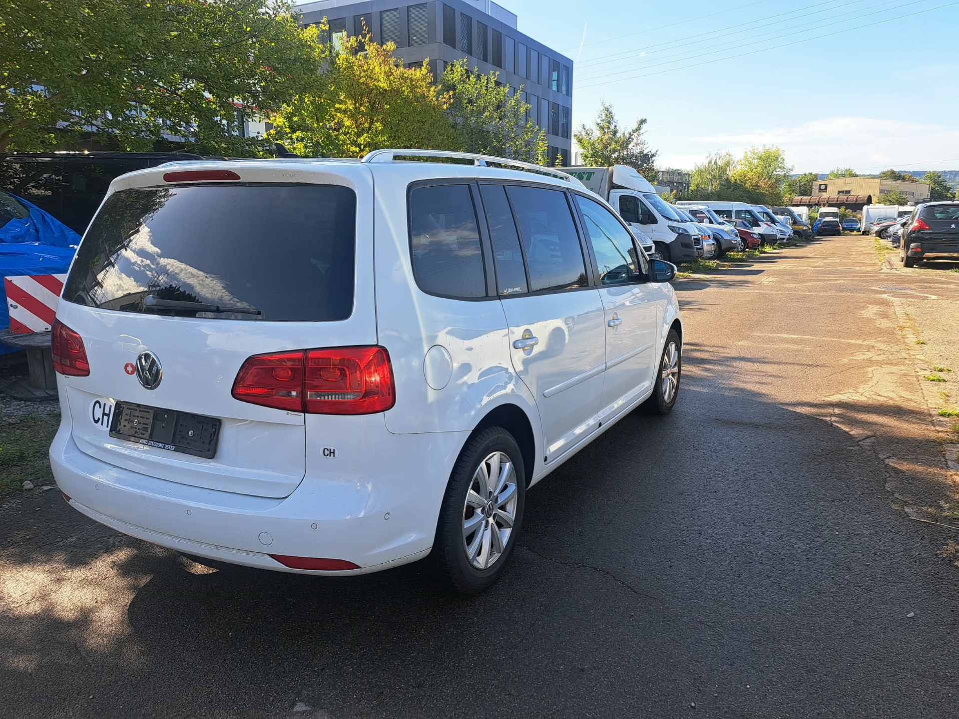VW Touran 1.4 TSI Highline DSG-image-11