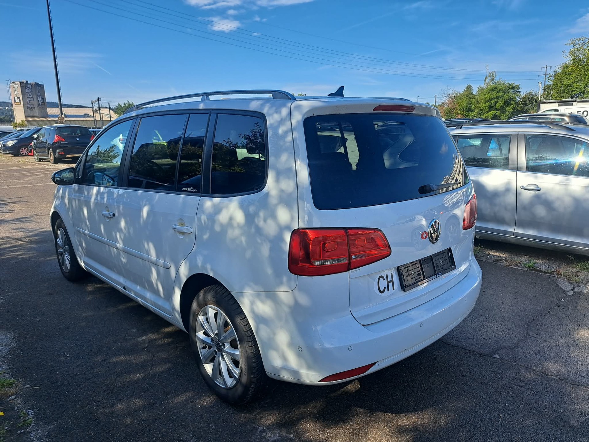 VW Touran 1.4 TSI Highline DSG-image-6