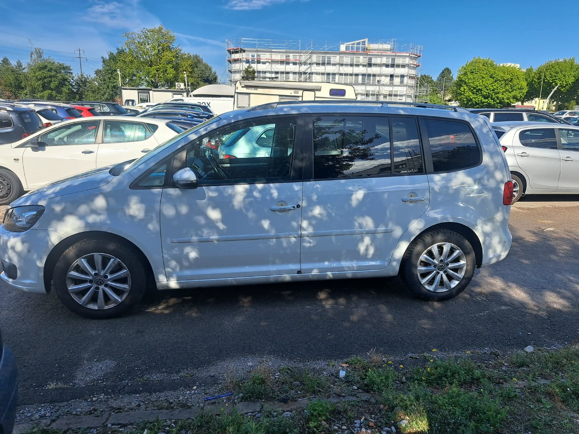 VW Touran 1.4 TSI Highline DSG-image-9