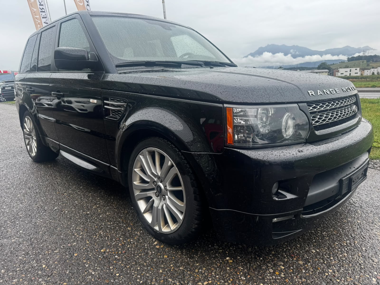 LAND ROVER Range Rover Sport 3.0 TDV6 Zermatt Automatic-image-2