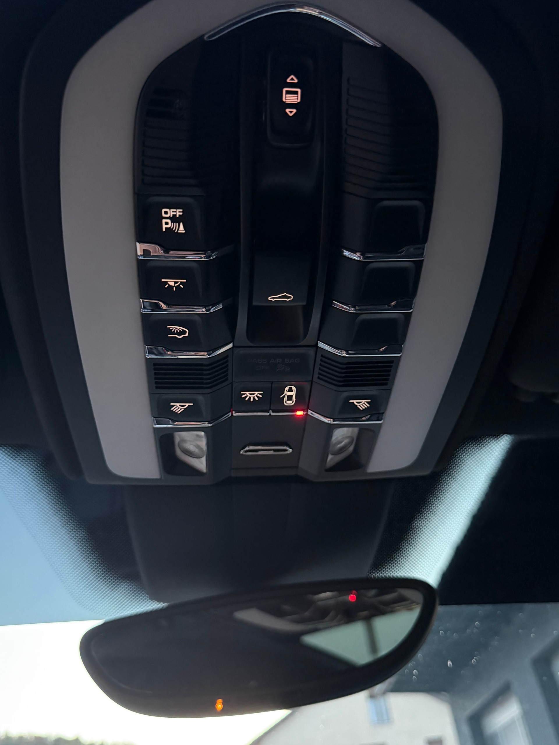 PORSCHE Cayenne Diesel Platinum Edition 262PS. Sport Frisch MFK und Service-image-13