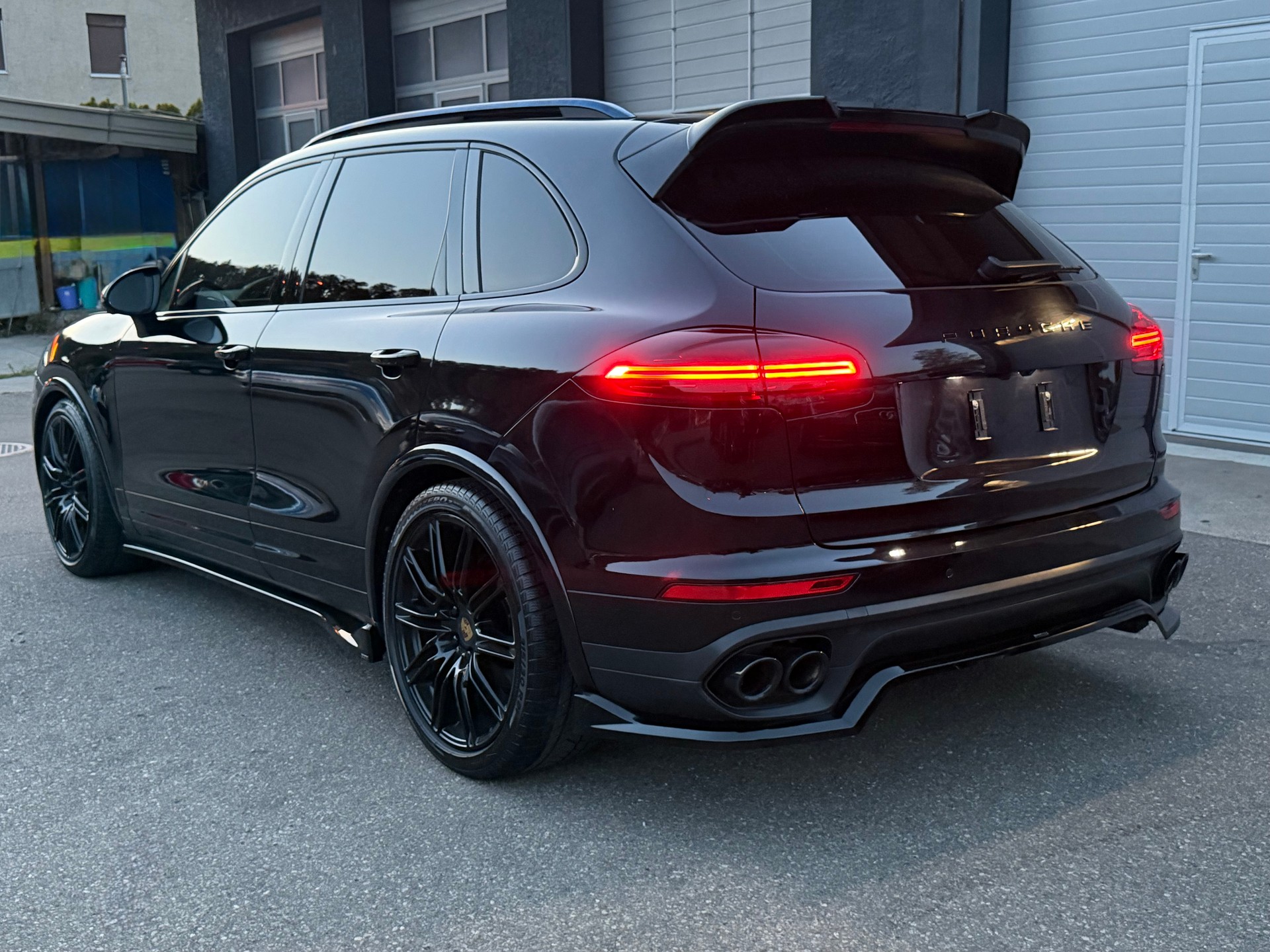 PORSCHE Cayenne Diesel Platinum Edition 262PS. Sport Frisch MFK und Service-image-3