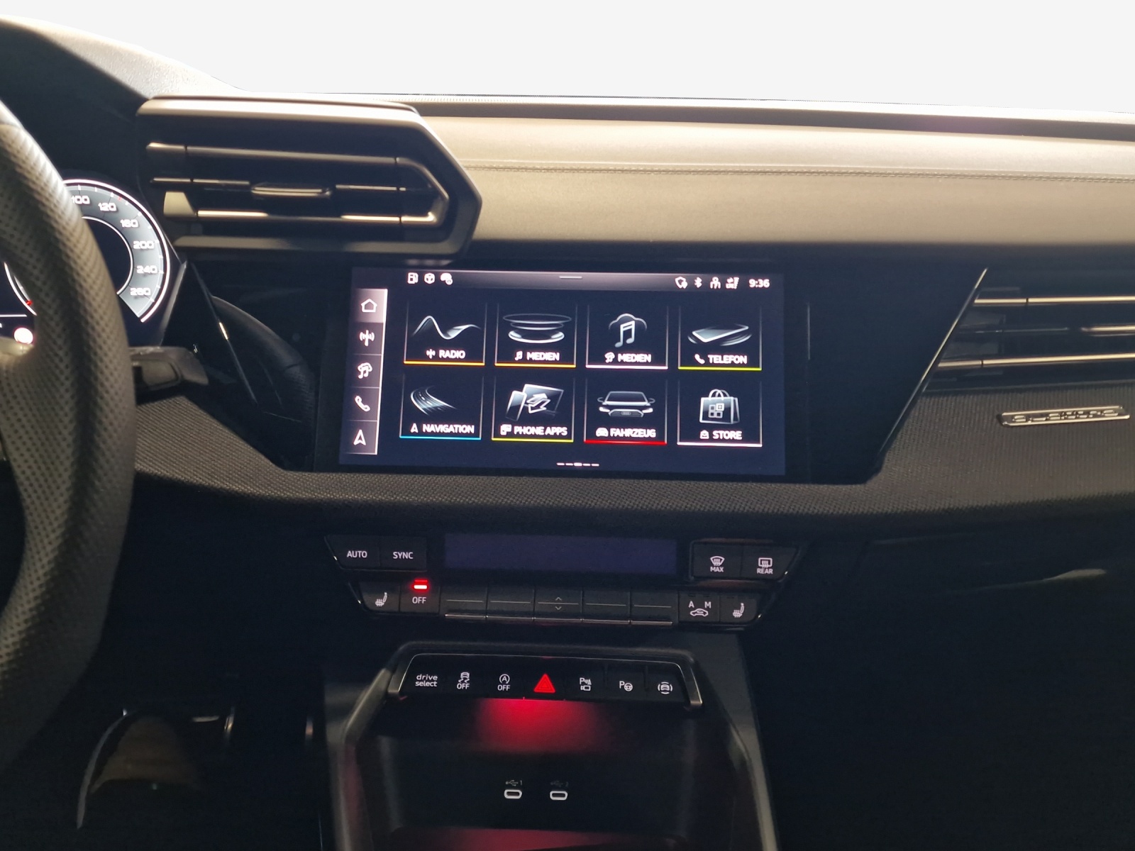 AUDI A3 Sportback TFSI 150 kW quattro S line S tronic-image-10
