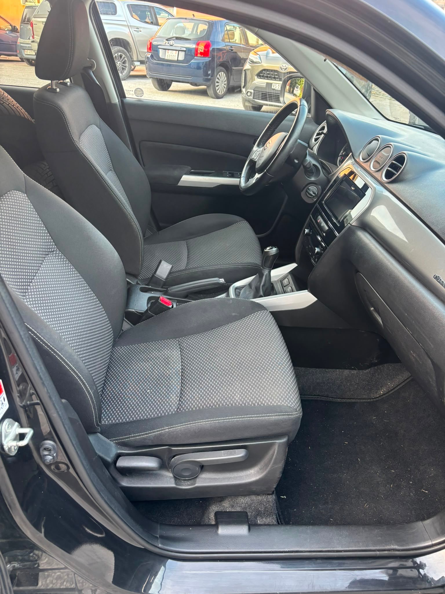 SUZUKI Vitara 1.6 Compact+-image-7